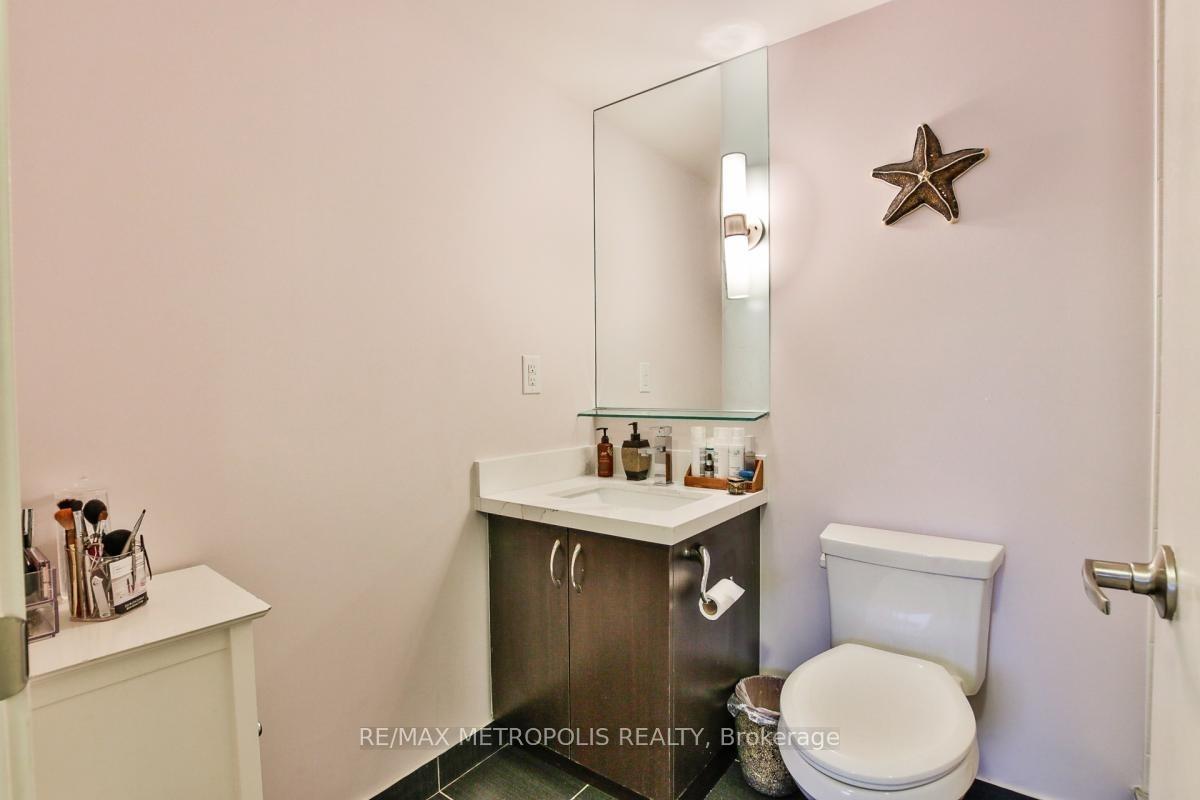 Photo 16 of Unit 1413, 320 Richmond Street E, Toronto, Moss Park — HOMEH