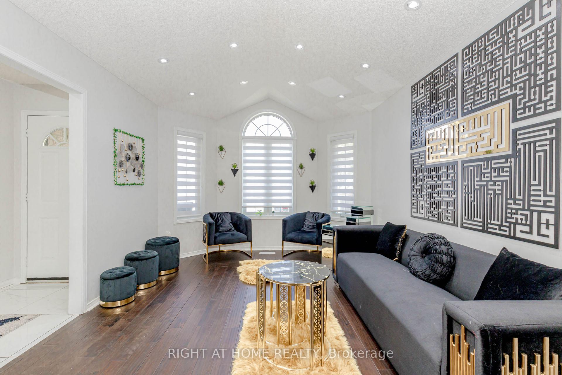 Photo 8 of 31 Massena Drive, Hamilton, Barnstown — HOMEH