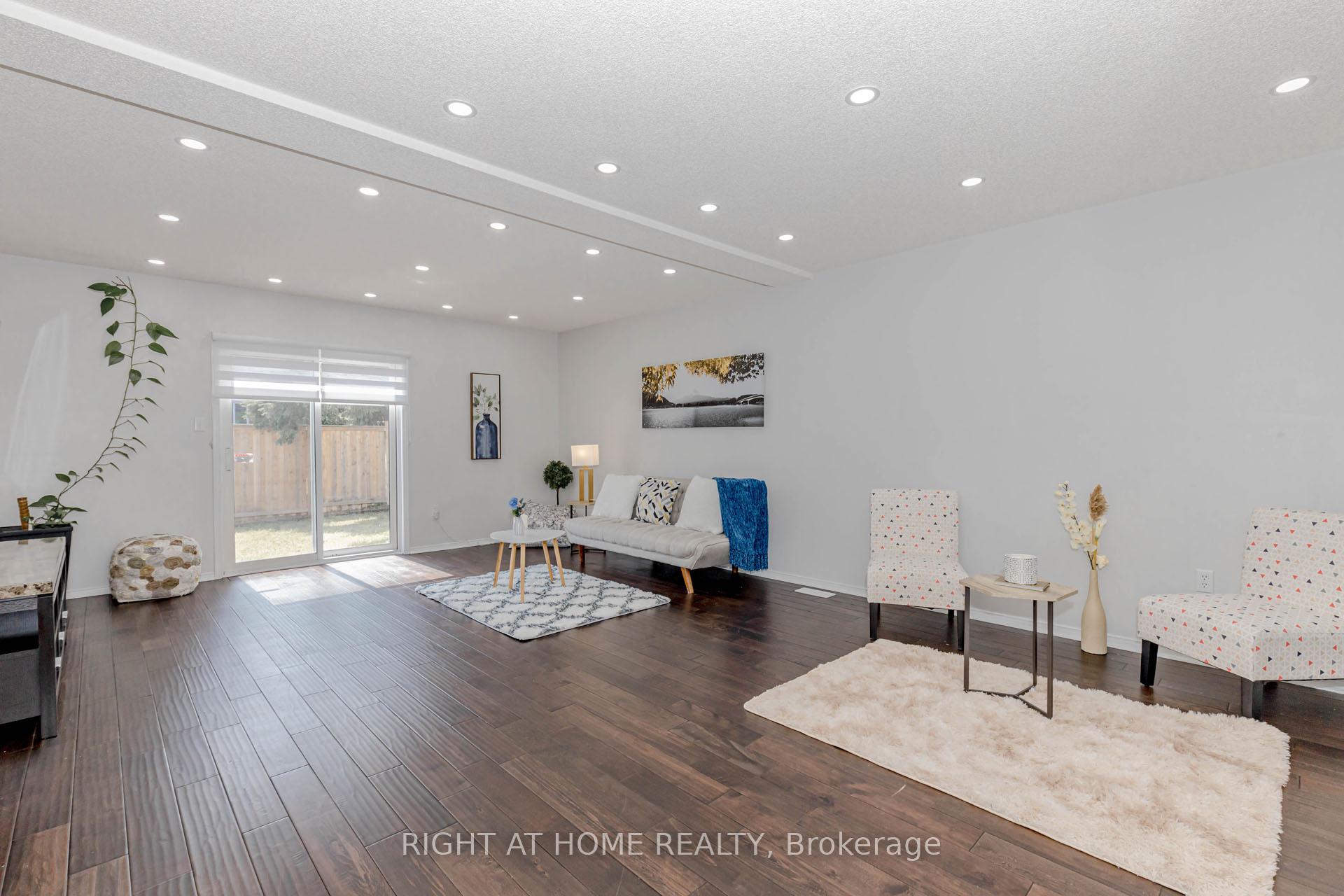 Photo 2 of 31 Massena Drive, Hamilton, Barnstown — HOMEH