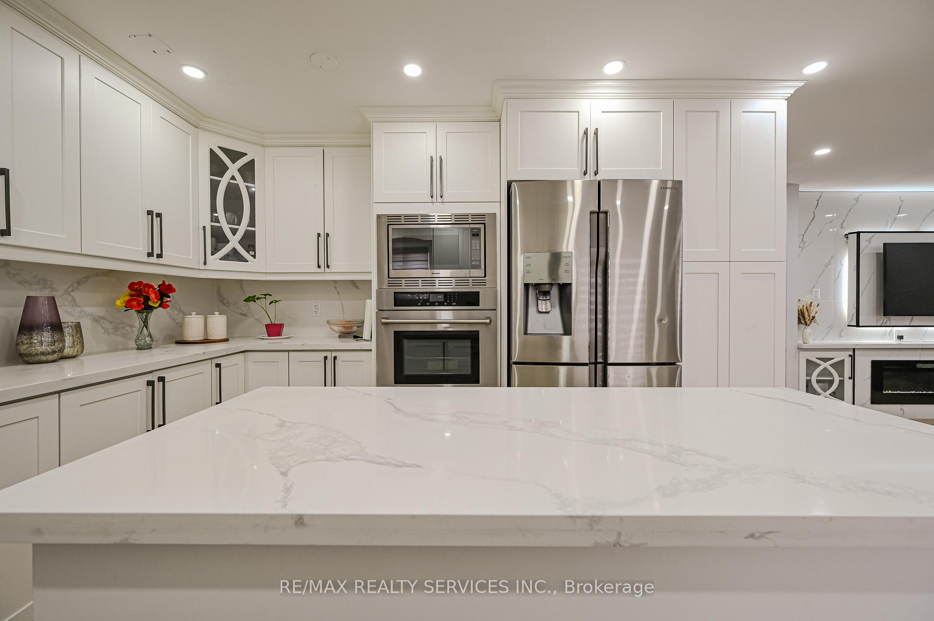 Photo 15 of 119 Crown Victoria Drive, Brampton, Fletcher's Meadow — HOMEH