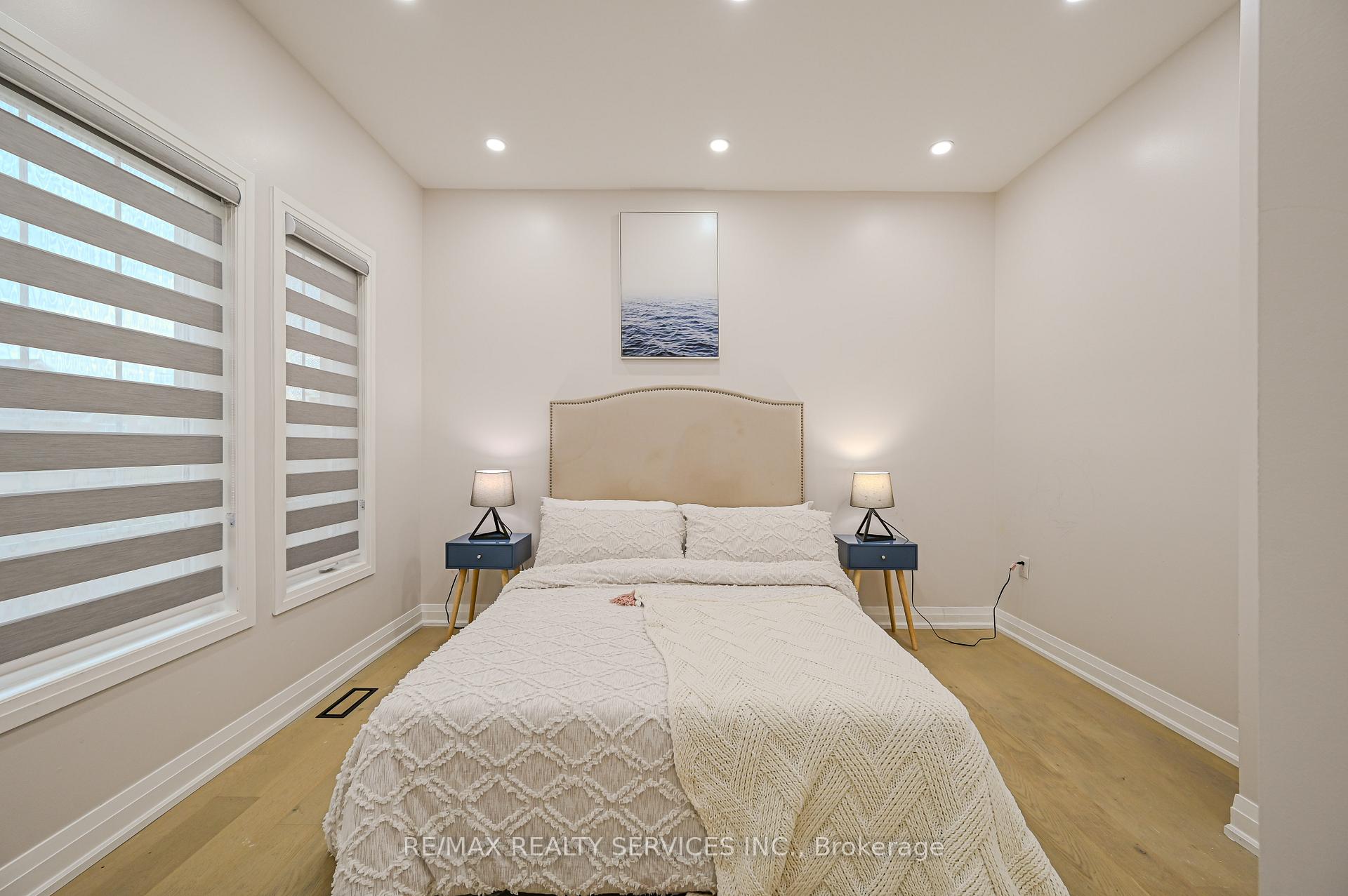 Photo 27 of 119 Crown Victoria Drive, Brampton, Fletcher's Meadow — HOMEH
