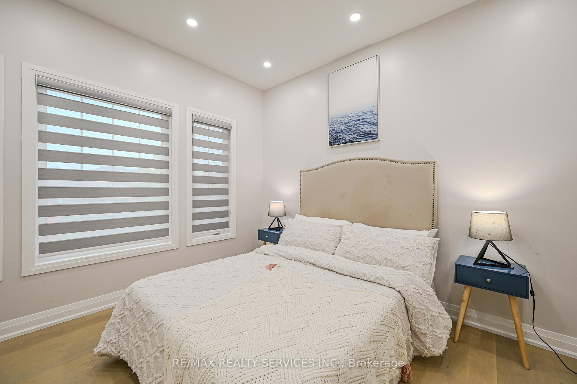 Photo 19 of 119 Crown Victoria Drive, Brampton, Fletcher's Meadow — HOMEH