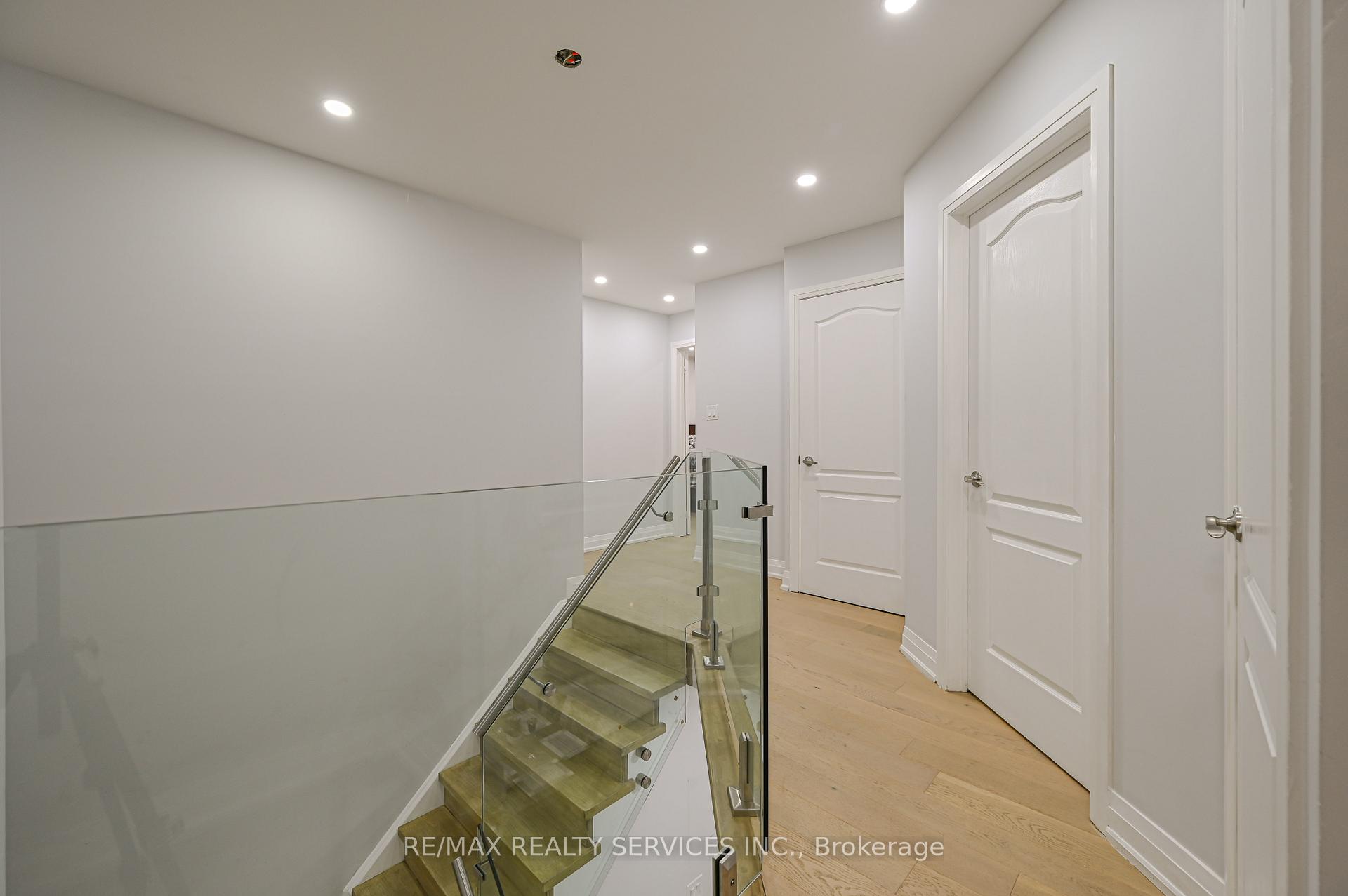 Photo 22 of 119 Crown Victoria Drive, Brampton, Fletcher's Meadow — HOMEH