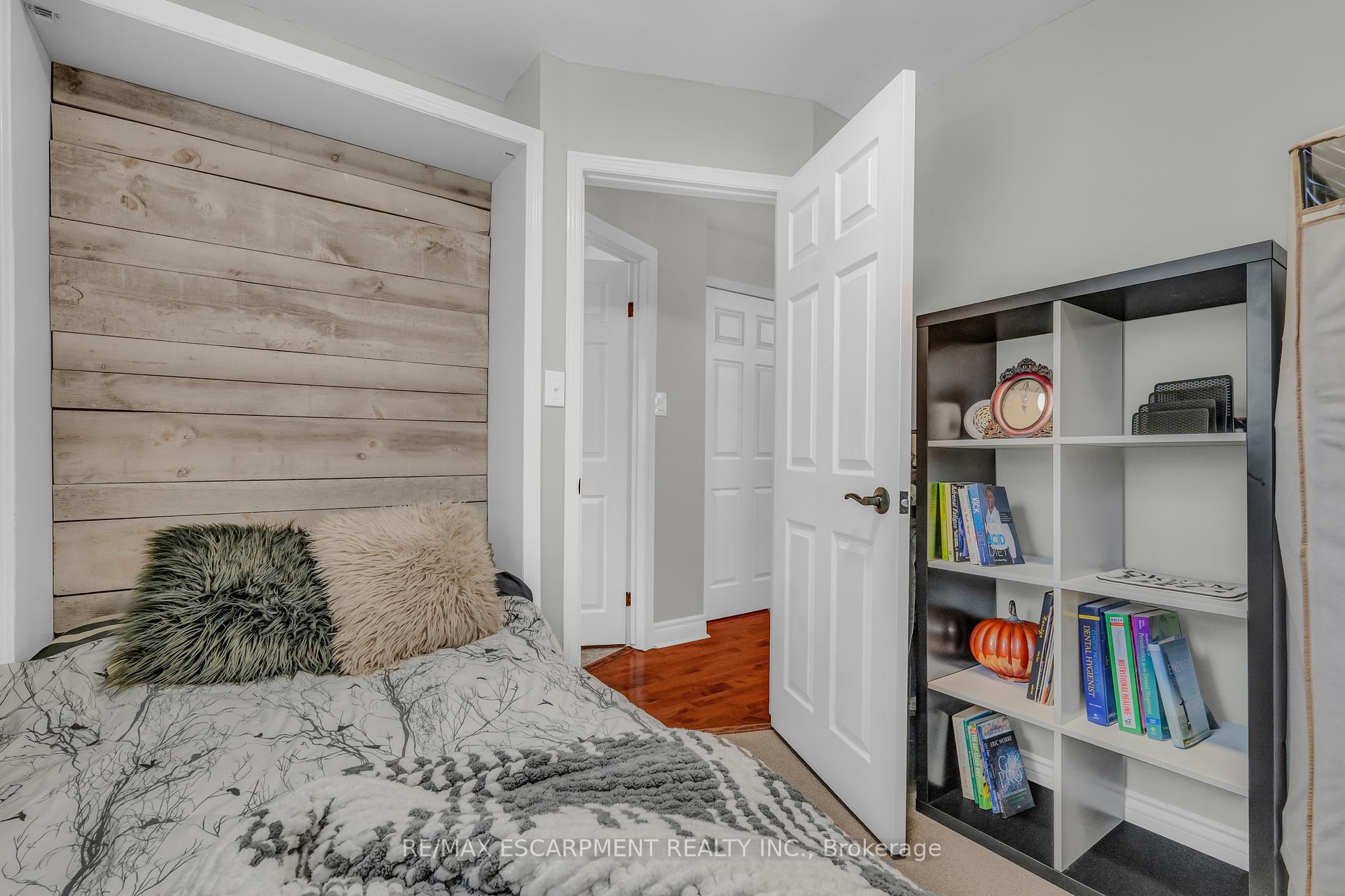 Photo 8 of 82 Rymal Road E, Hamilton, Allison — HOMEH