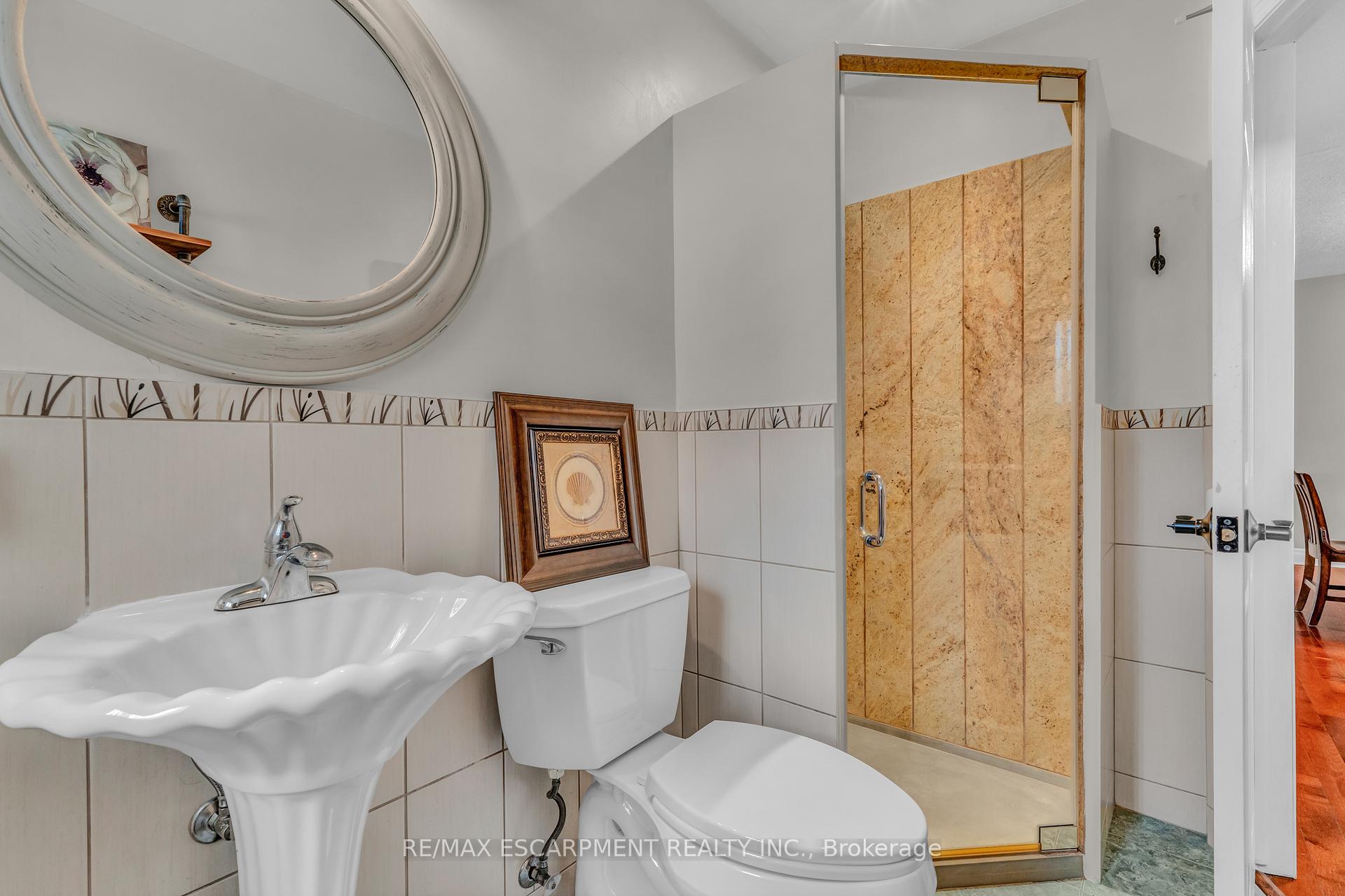 Photo 10 of 82 Rymal Road E, Hamilton, Allison — HOMEH