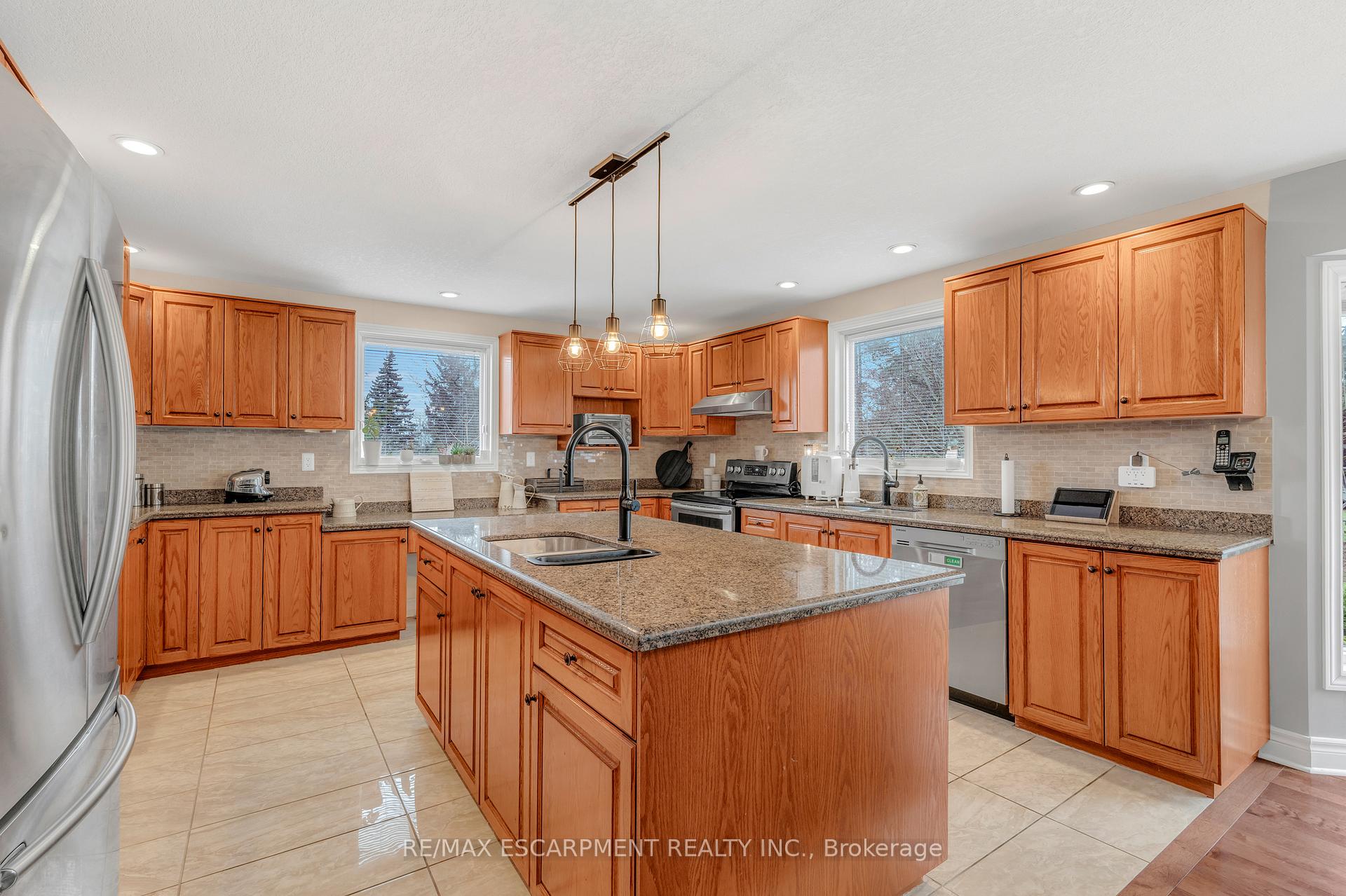 Photo 13 of 82 Rymal Road E, Hamilton, Allison — HOMEH