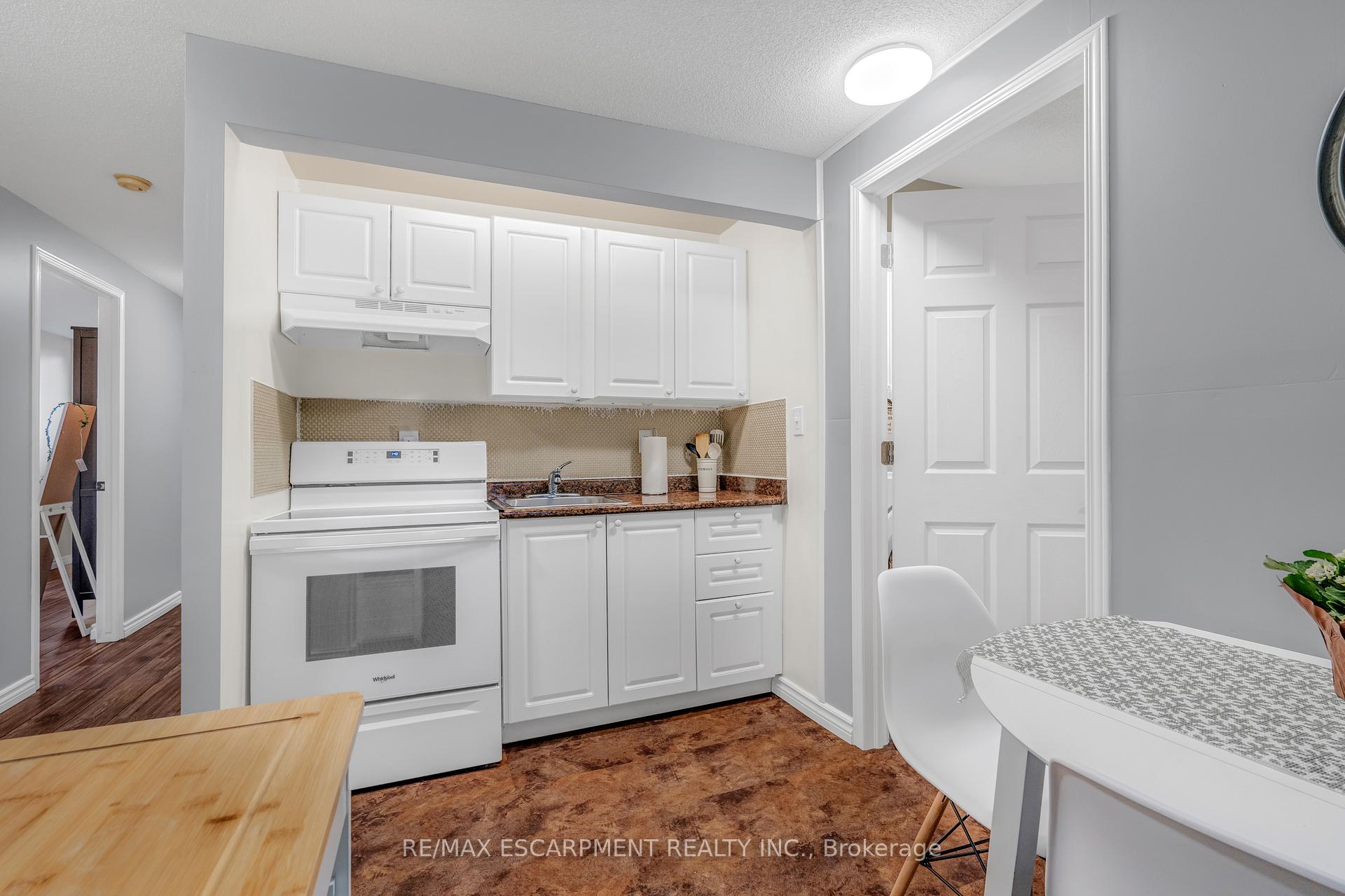 Photo 22 of 82 Rymal Road E, Hamilton, Allison — HOMEH