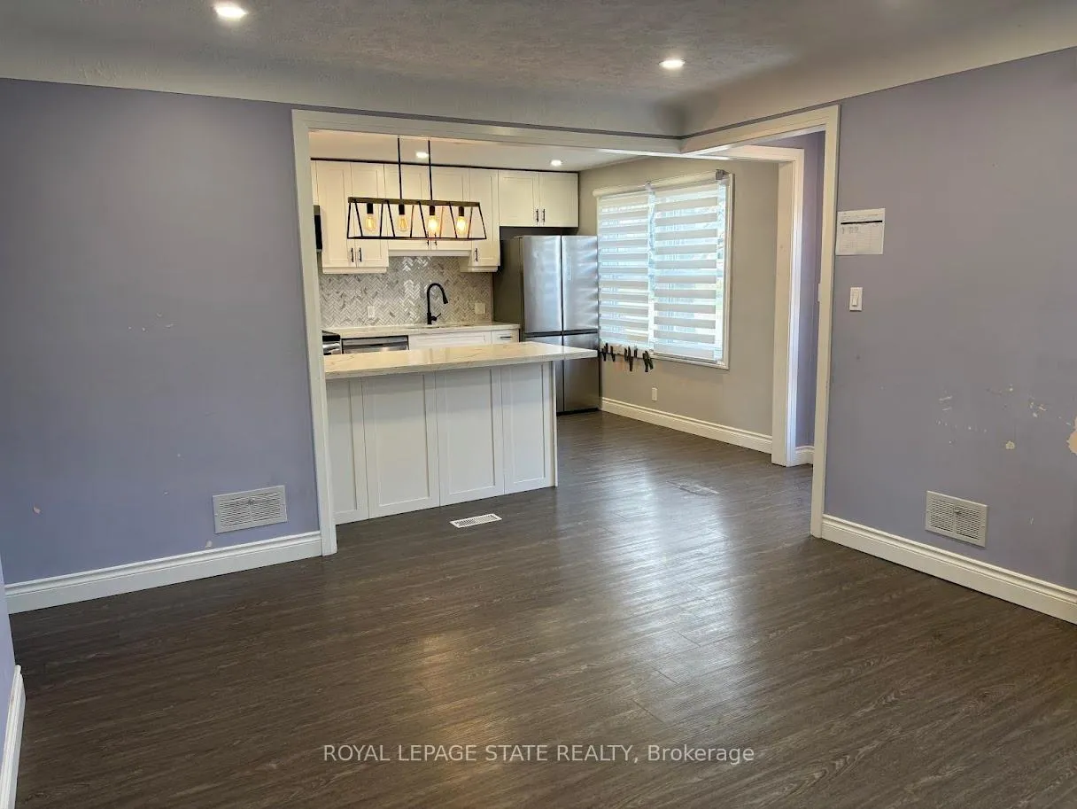 Photo 4 of 373 East 27th Street, Hamilton, Burkholme — HOMEH