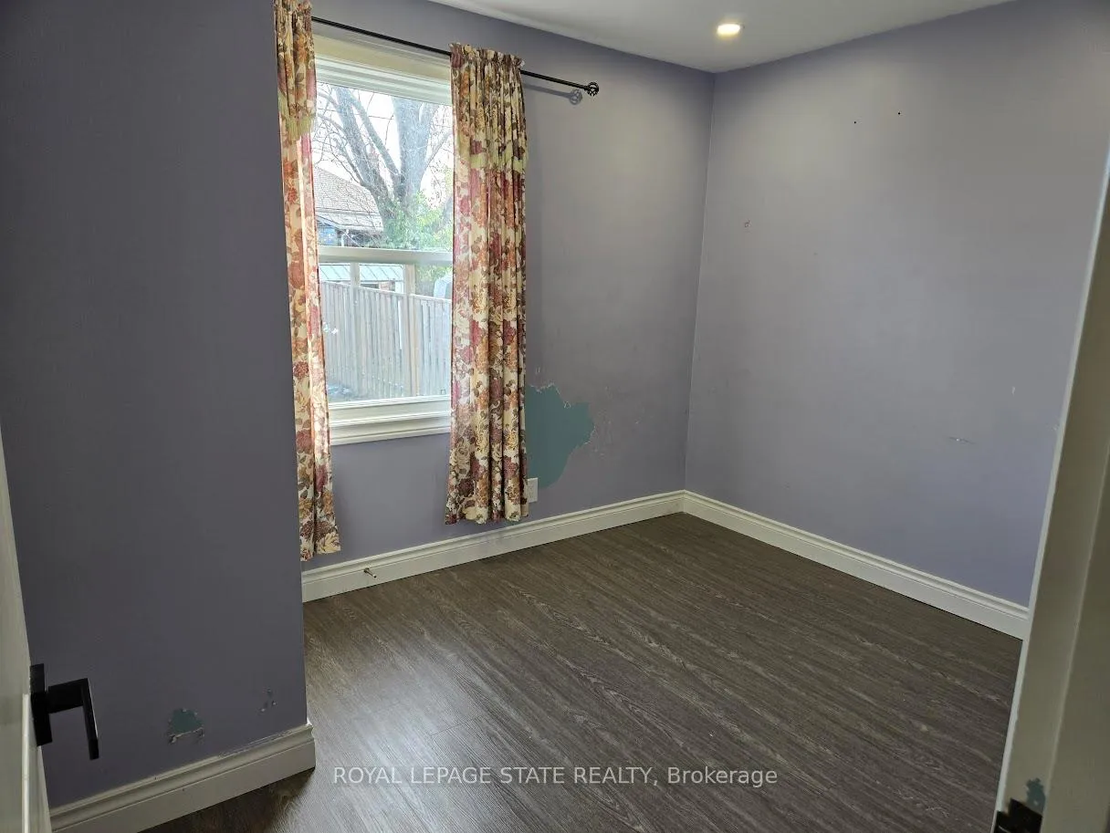 Photo 7 of 373 East 27th Street, Hamilton, Burkholme — HOMEH