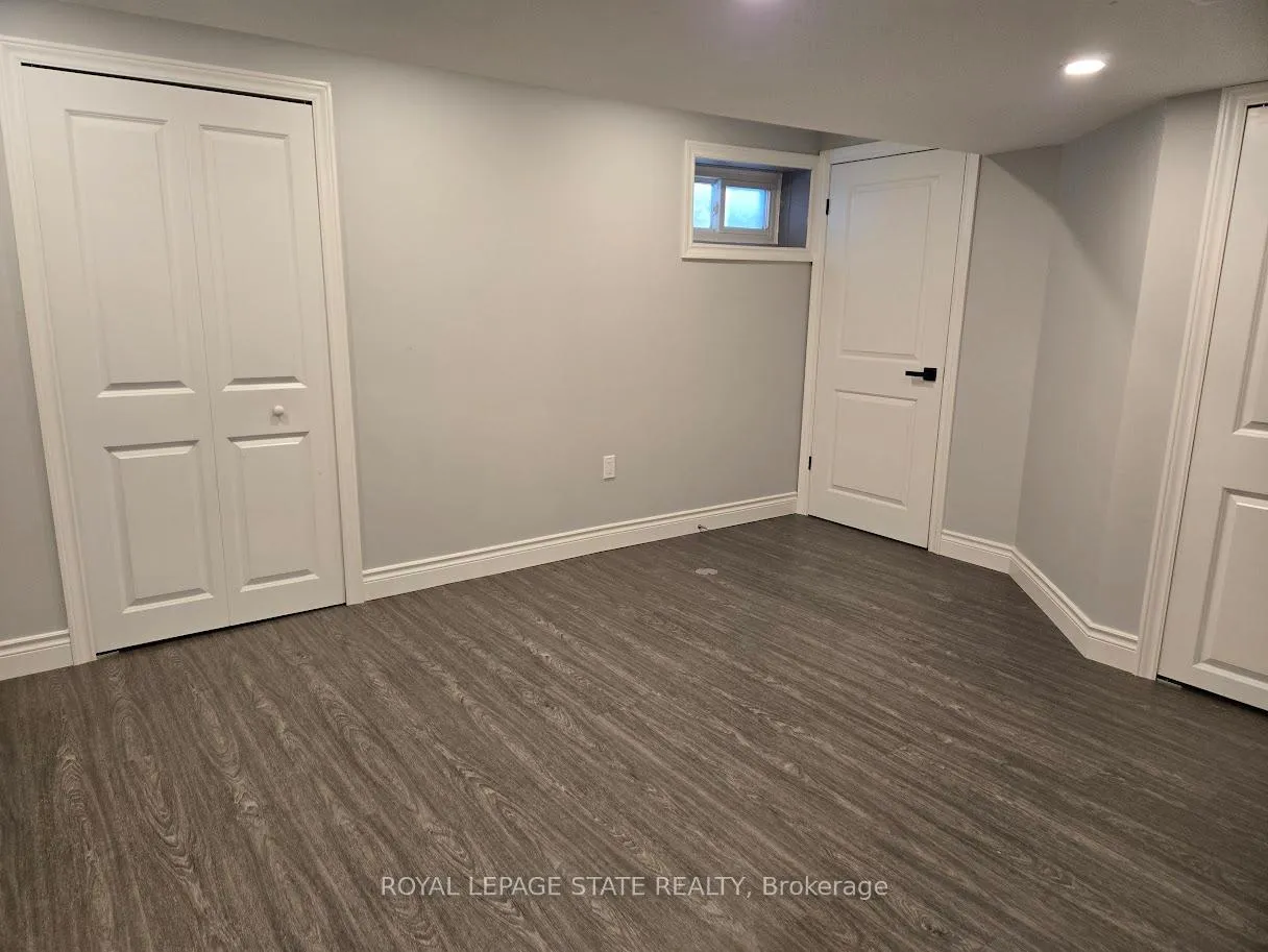 Photo 11 of 373 East 27th Street, Hamilton, Burkholme — HOMEH
