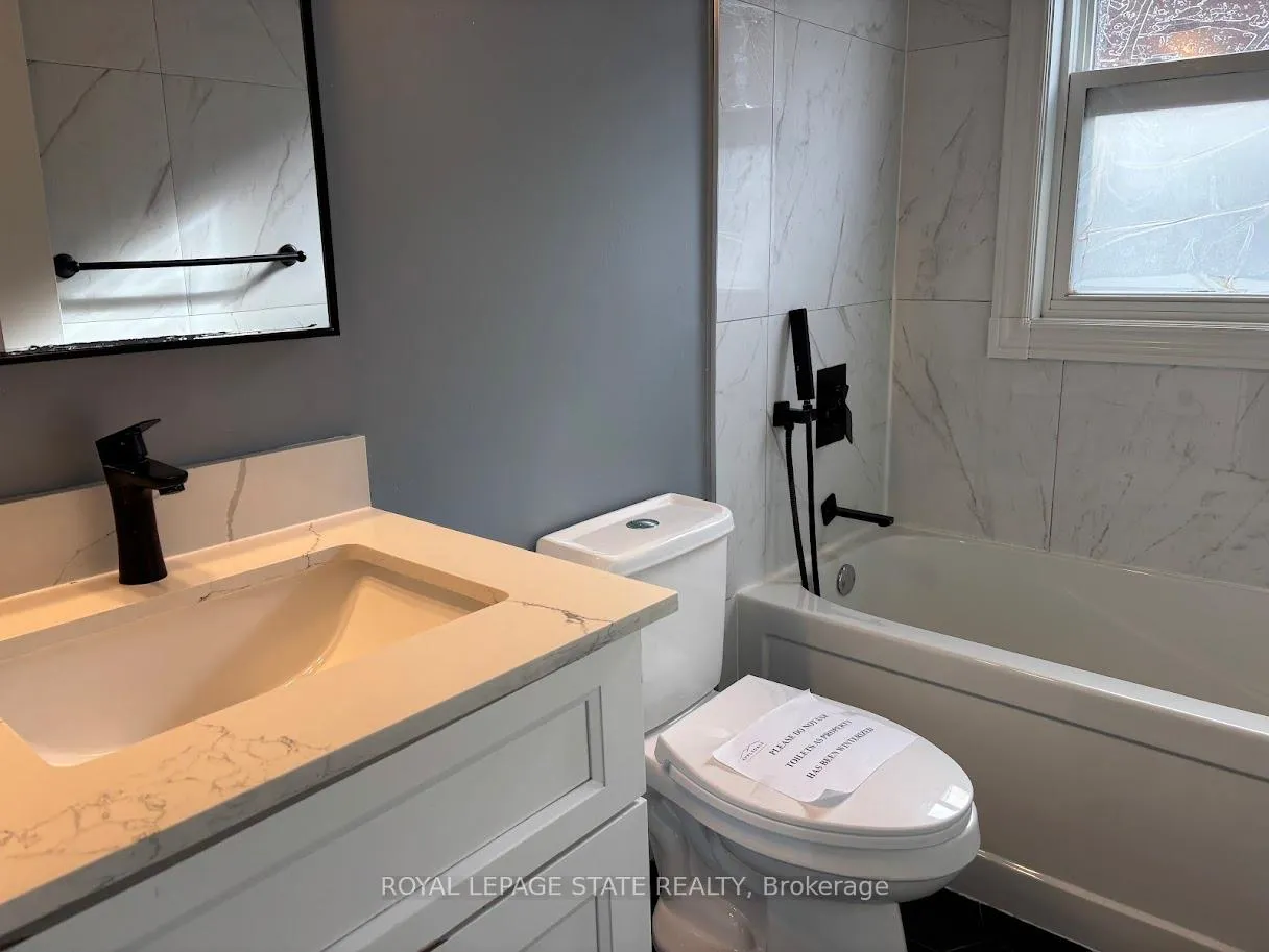 Photo 16 of 373 East 27th Street, Hamilton, Burkholme — HOMEH