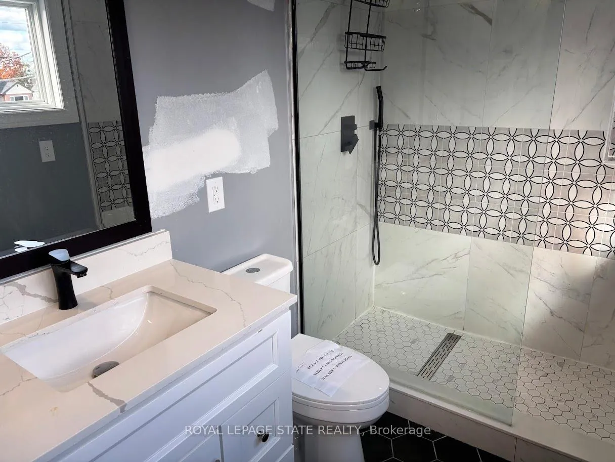 Photo 21 of 373 East 27th Street, Hamilton, Burkholme — HOMEH