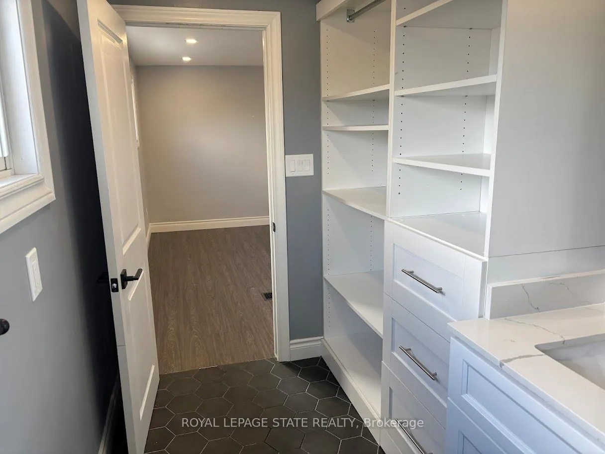 Photo 22 of 373 East 27th Street, Hamilton, Burkholme — HOMEH