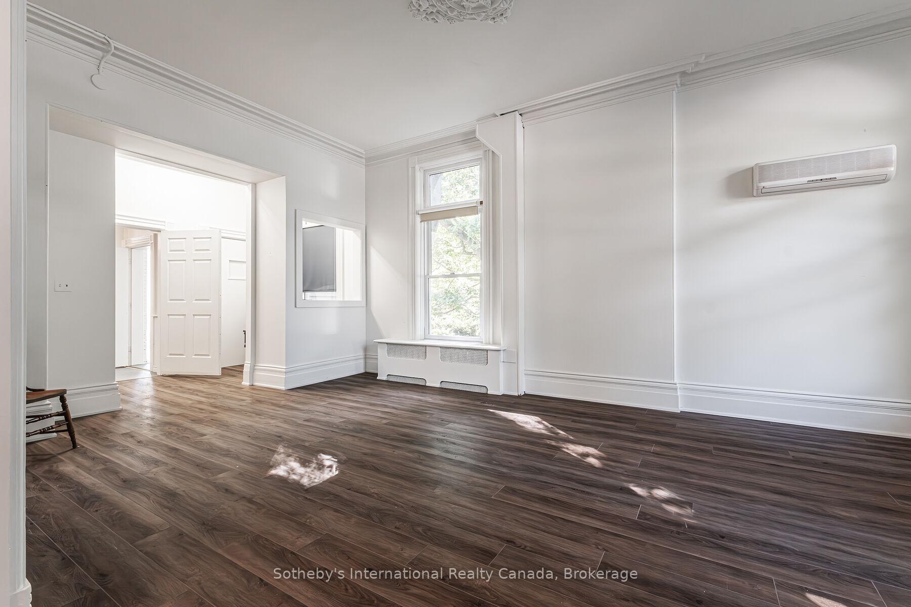 Photo 19 of 199 Grand River Street, Brant, Paris — HOMEH