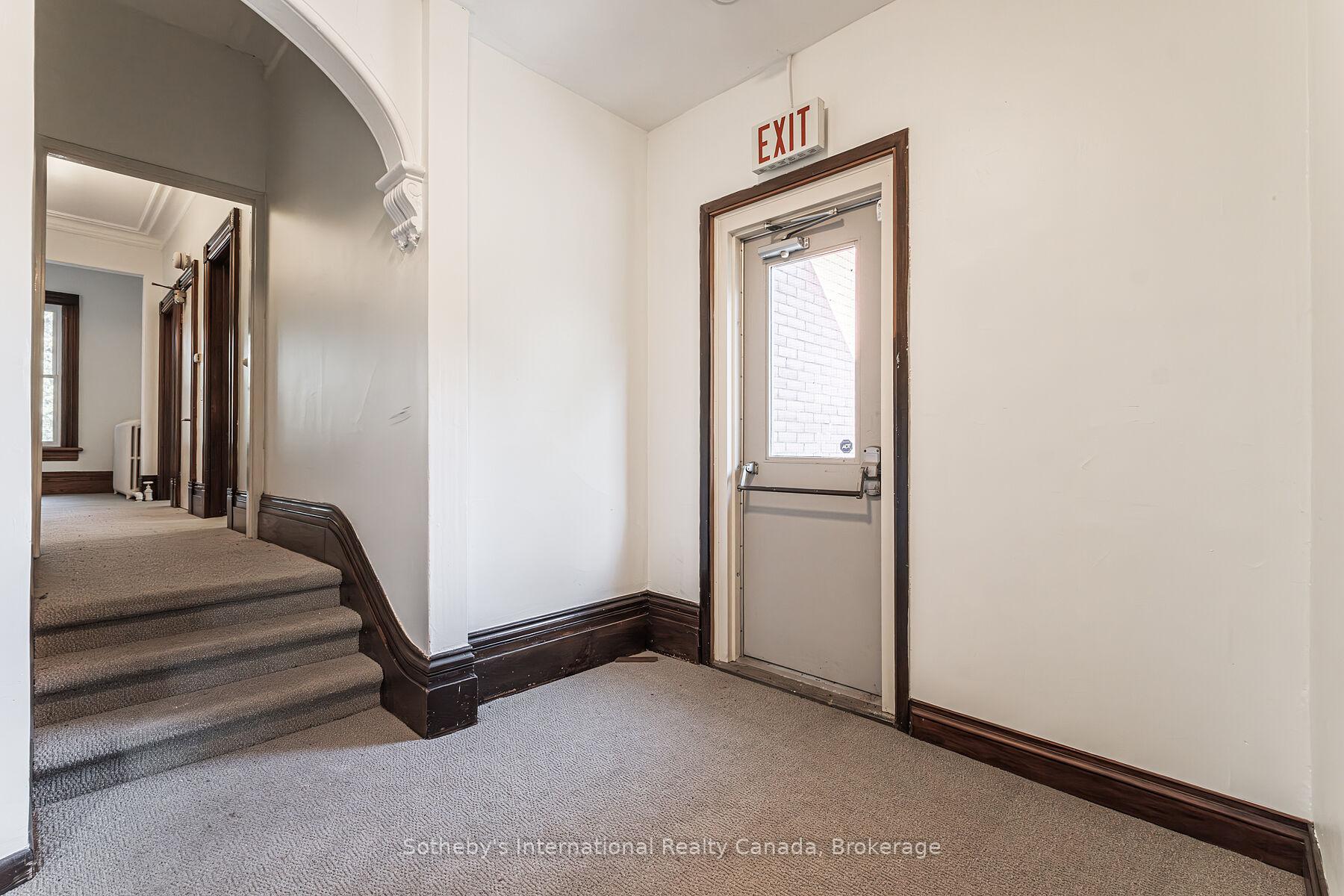 Photo 25 of 199 Grand River Street, Brant, Paris — HOMEH
