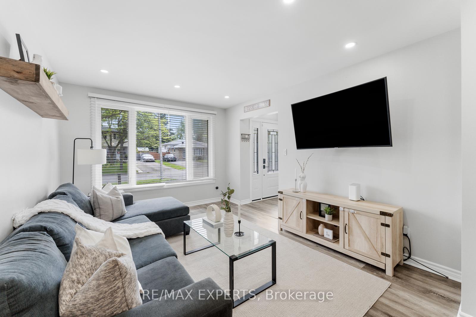 Photo 3 of 14 Graymar Road, Brampton, Northgate — HOMEH