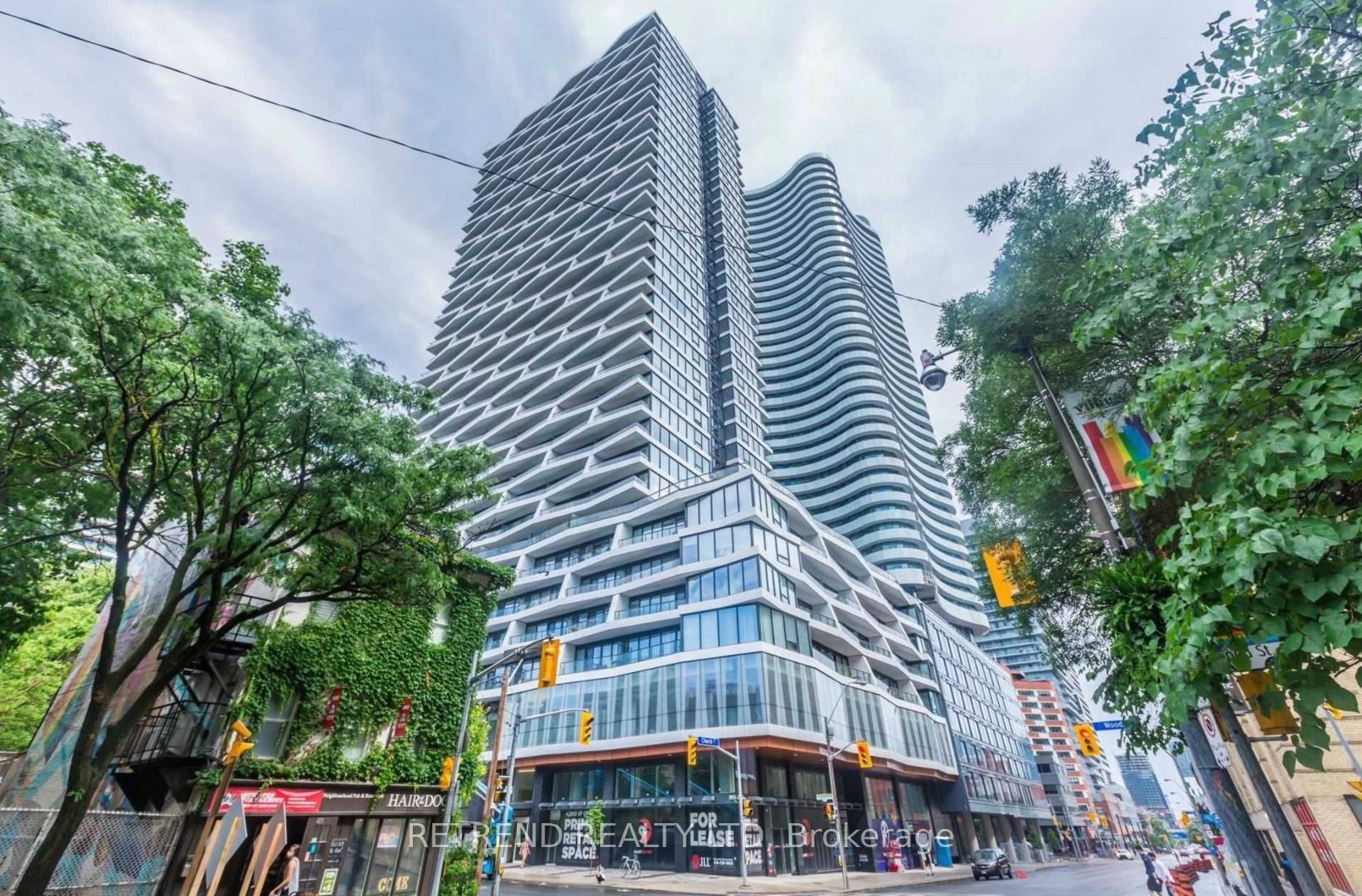 Front of Unit 1107, 85 Wood Street