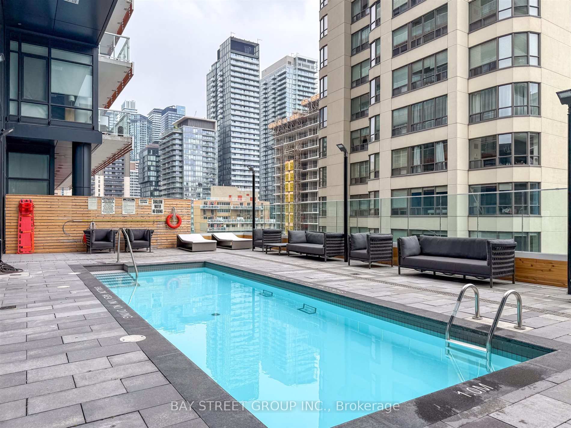 Photo 10 of Unit 4203, 501 Yonge Street, Toronto, Church-Yonge Corridor — HOMEH