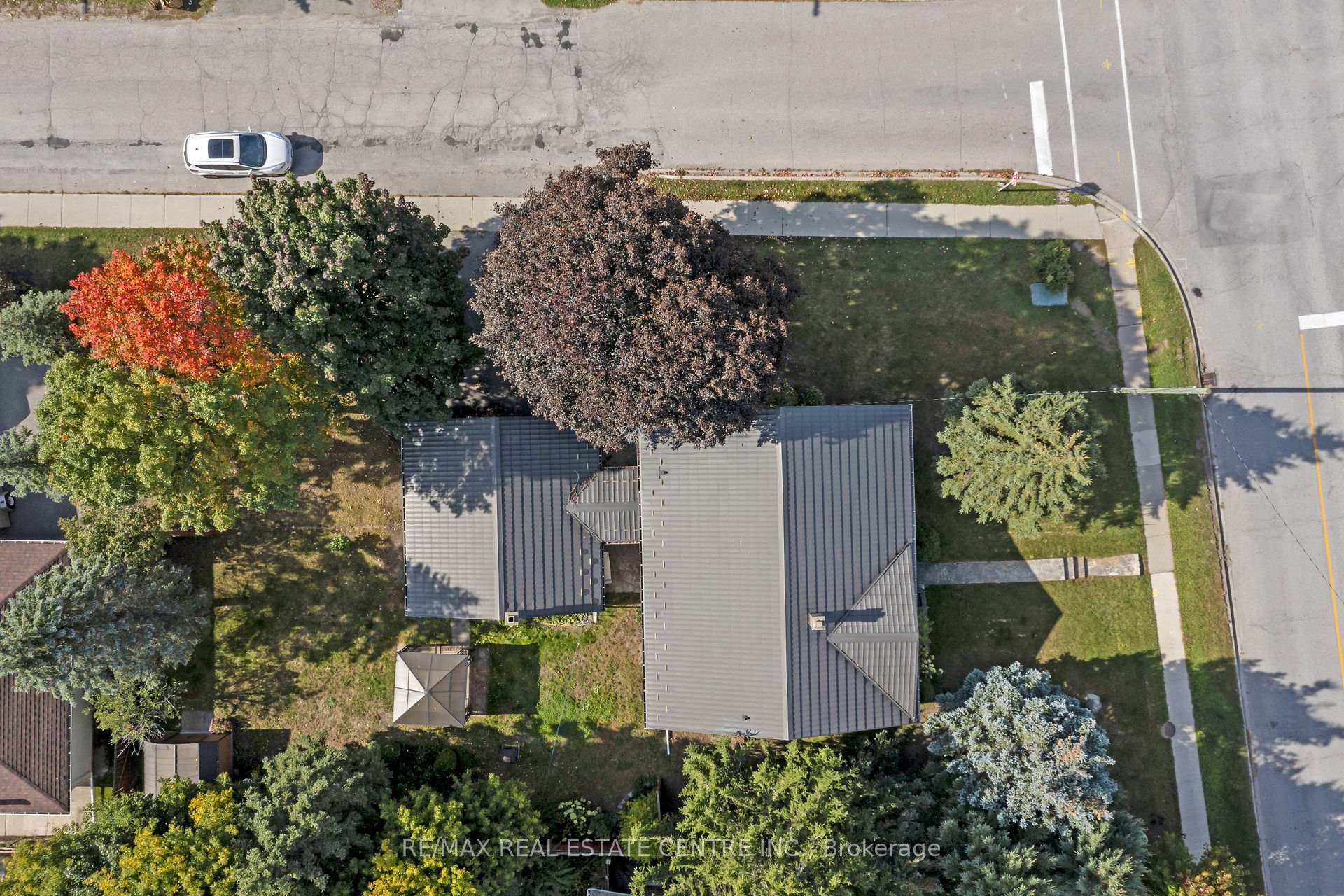 Photo 35 of 9 Dundas Street E, Erin — HOMEH
