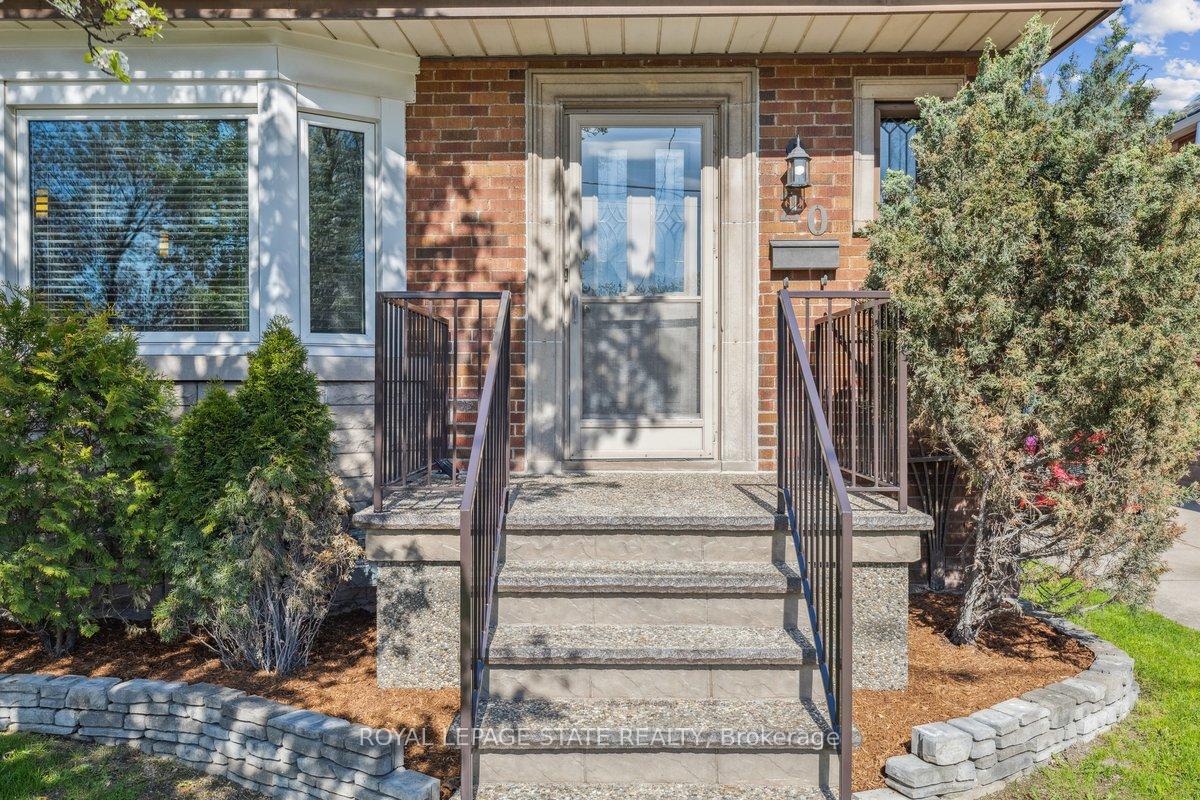 Photo 2 of 20 Buchanan Street, Hamilton, Centremount — HOMEH
