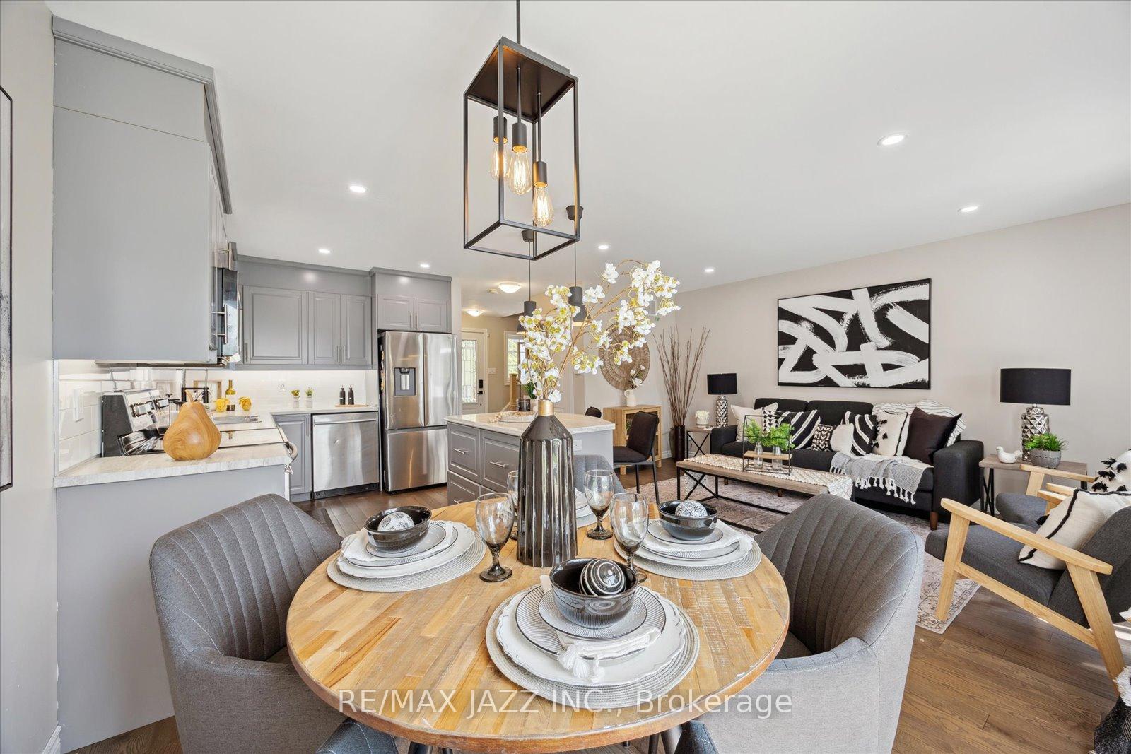 Photo 17 of 75 Turnberry Crescent, Clarington, Courtice — HOMEH