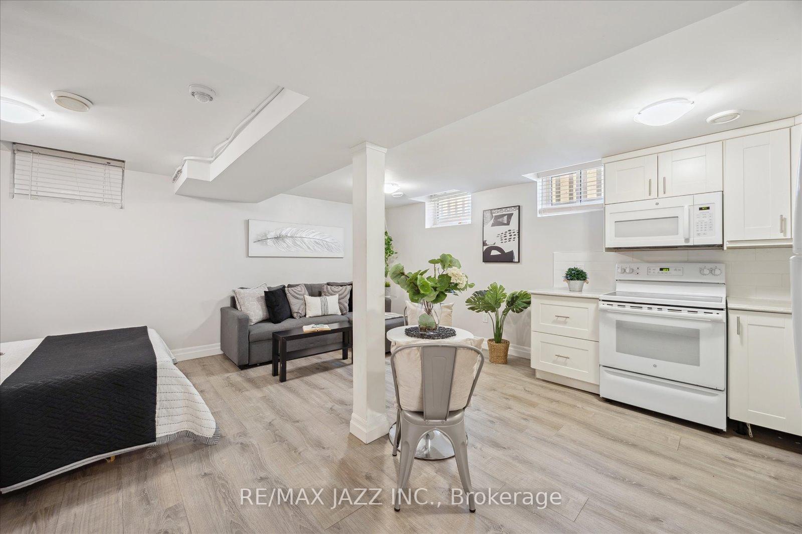 Photo 30 of 75 Turnberry Crescent, Clarington, Courtice — HOMEH