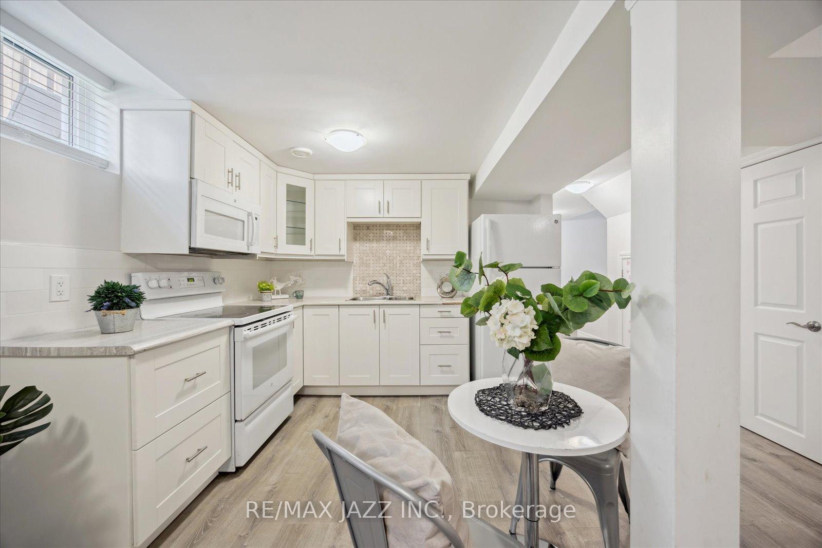 Photo 32 of 75 Turnberry Crescent, Clarington, Courtice — HOMEH