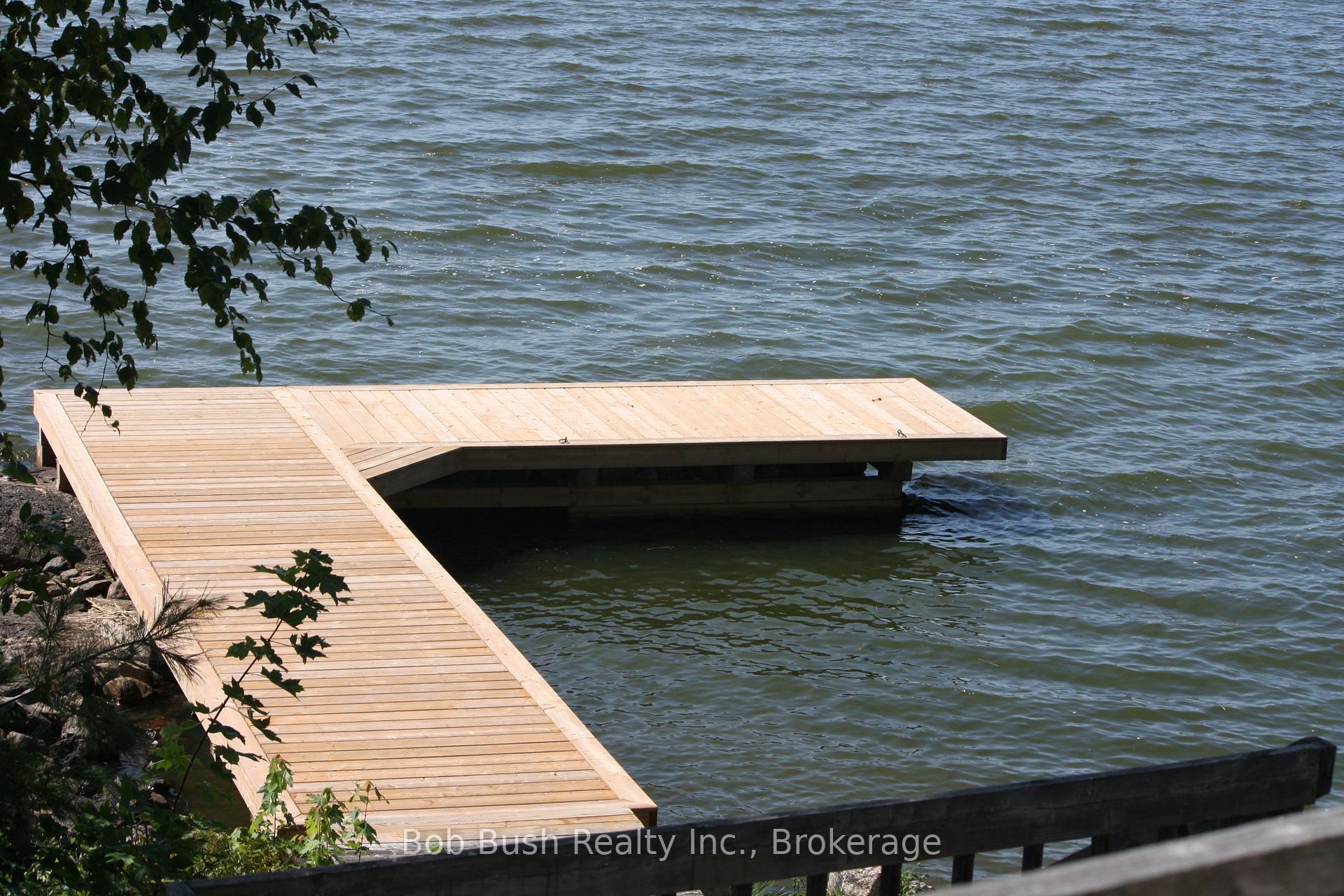 Photo 8 of 174A Lansdowne (Cedar Pt Street N, Callander — HOMEH