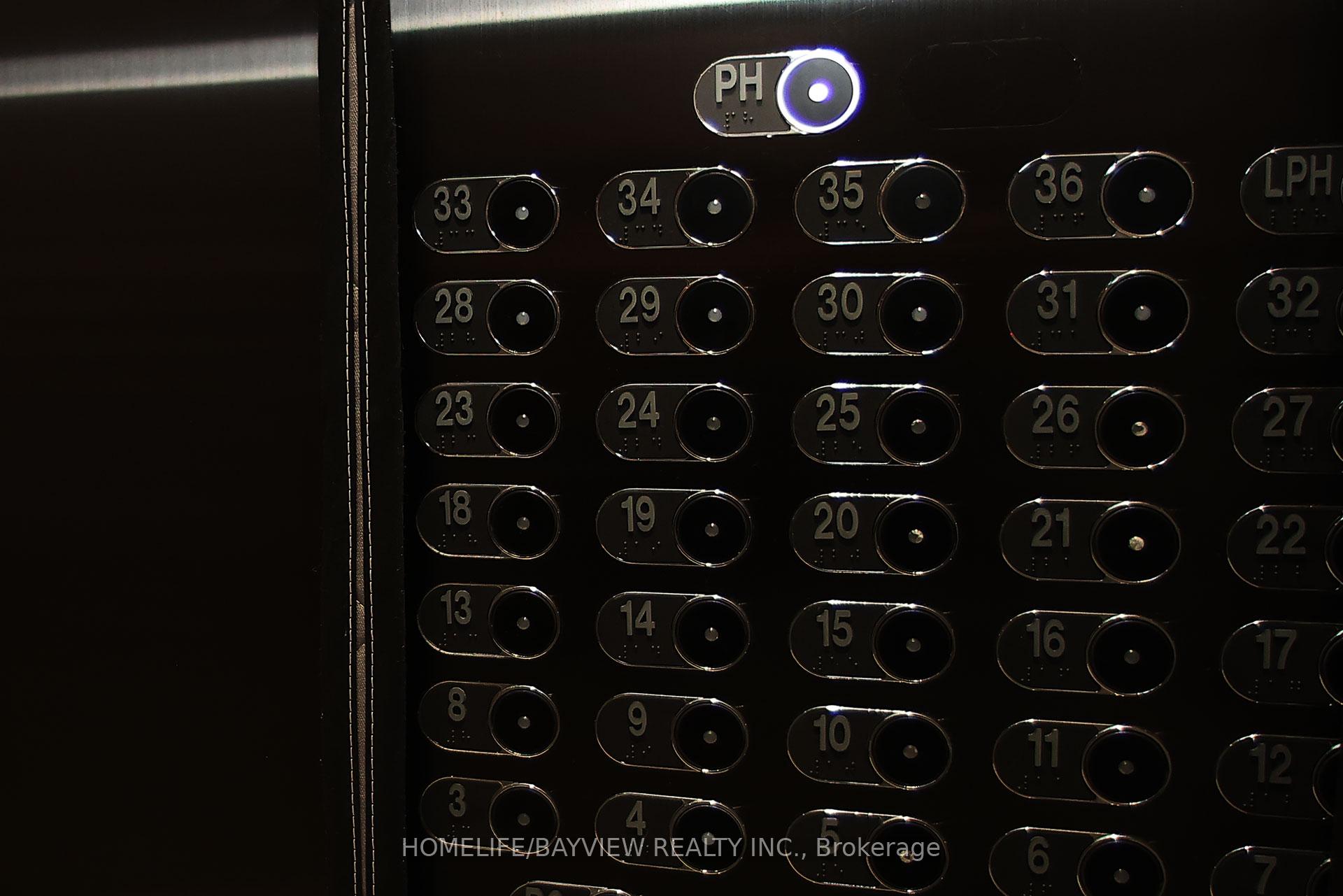 Photo 3 of Unit PH03, 117 Broadway Avenue, Toronto, Mount Pleasant West — HOMEH