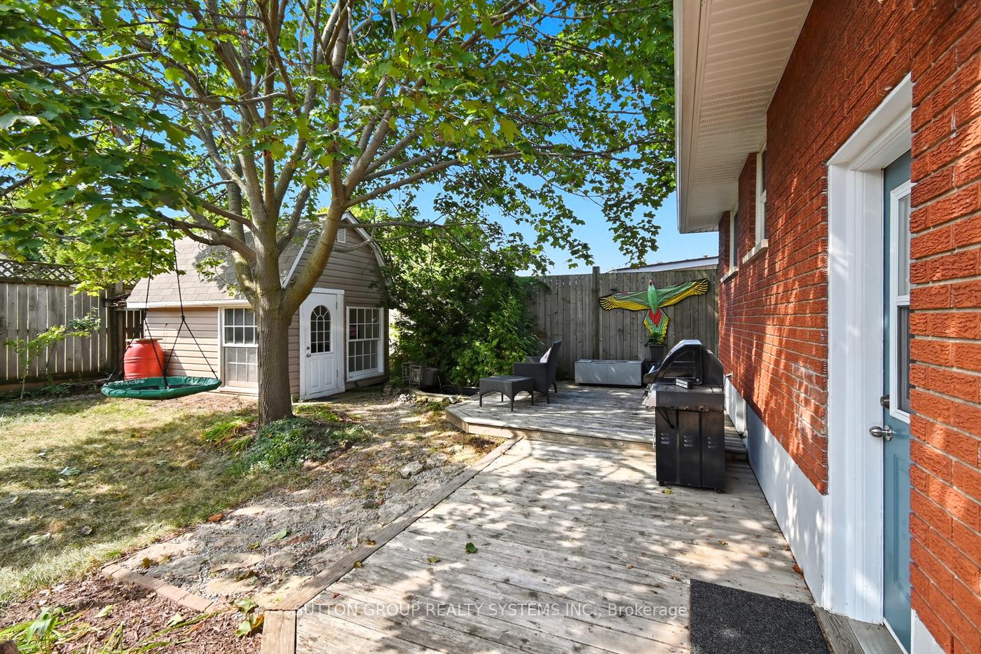 Photo 17 of 83 Lakeside Drive, Grimsby, Grimsby Beach — HOMEH