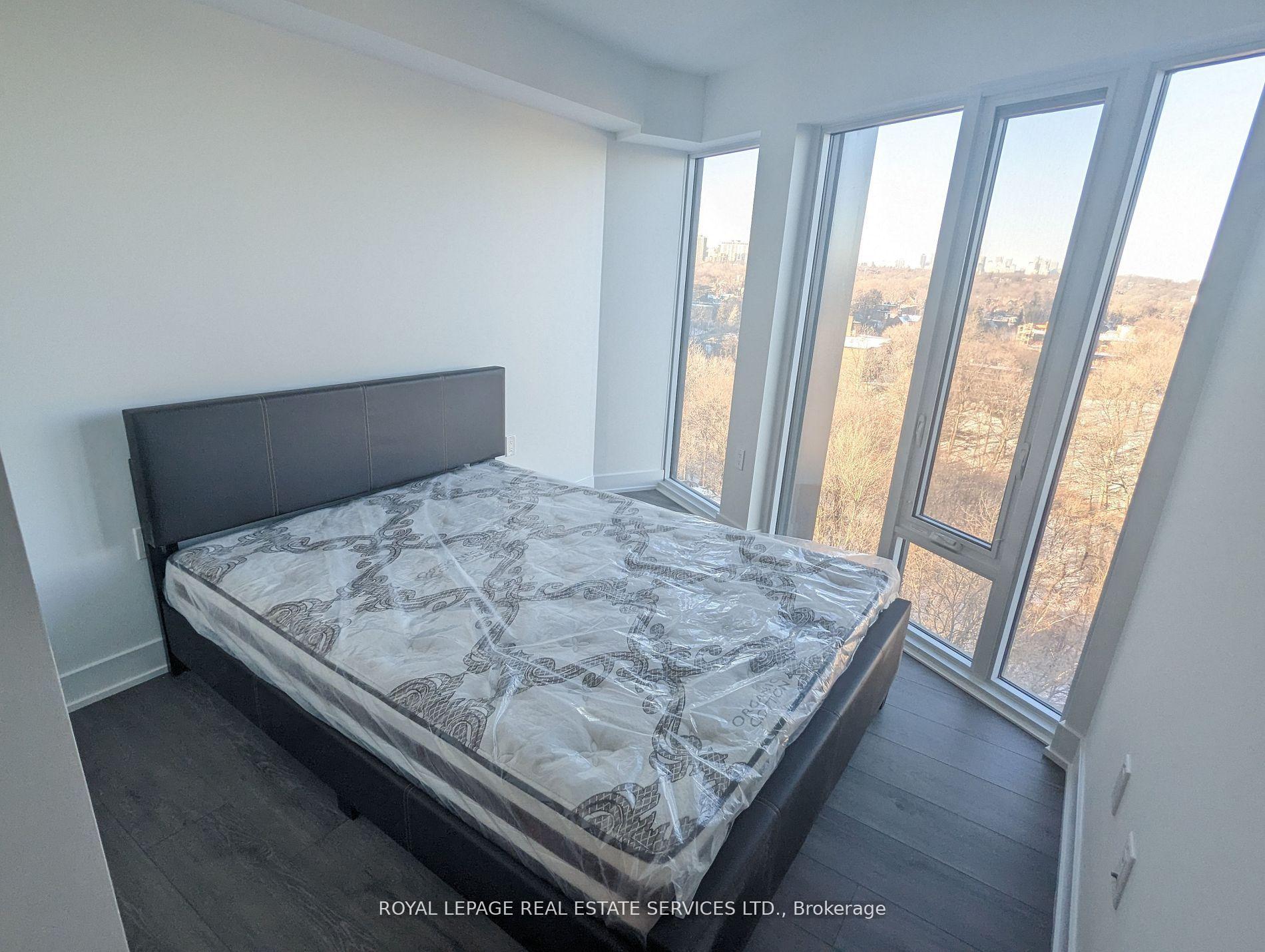 Photo 7 of Unit 802, 575 Bloor Street E, Toronto, North St. James Town — HOMEH