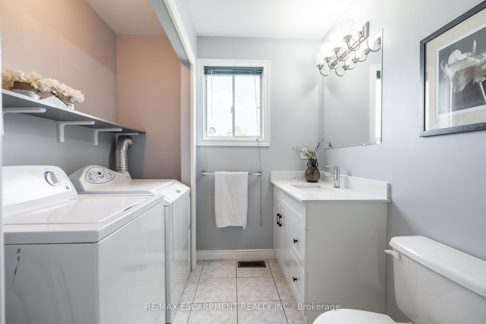 Photo 21 of 710 Hall Road, Hamilton, Rural Glanbrook — HOMEH