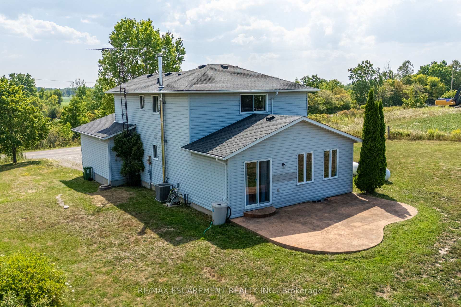 Photo 29 of 710 Hall Road, Hamilton, Rural Glanbrook — HOMEH