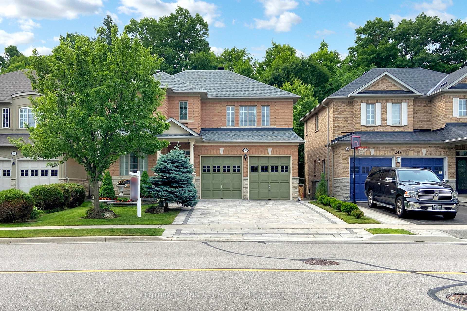 Photo 1 of 241 Summeridge Drive, Vaughan, Patterson — HOMEH