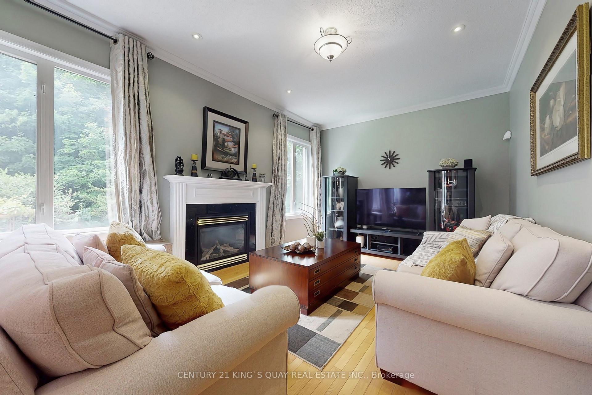 Photo 45 of 241 Summeridge Drive, Vaughan, Patterson — HOMEH