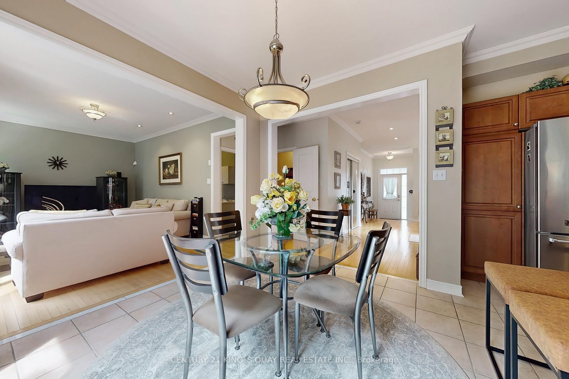 Photo 3 of 241 Summeridge Drive, Vaughan, Patterson — HOMEH
