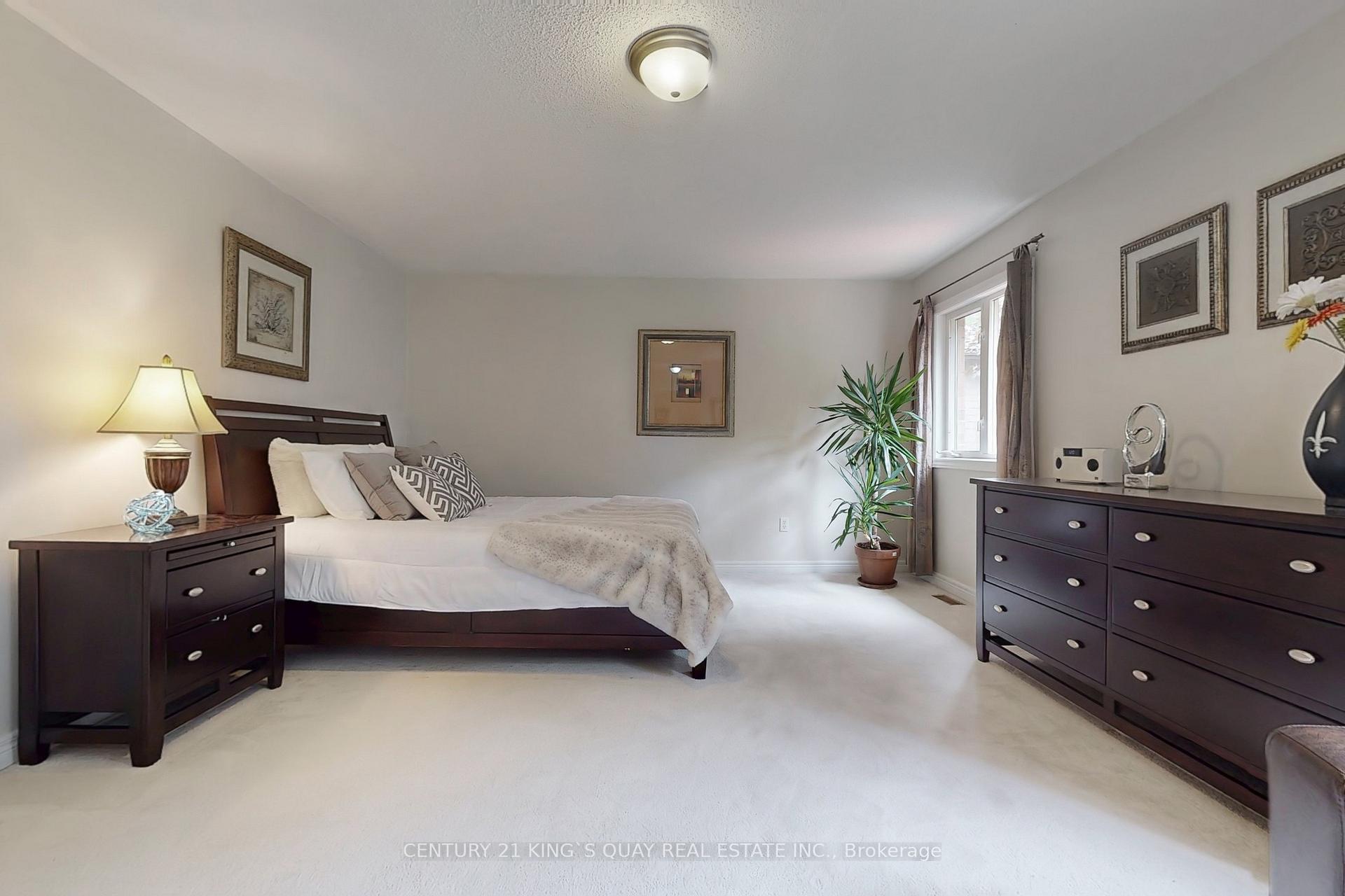 Photo 39 of 241 Summeridge Drive, Vaughan, Patterson — HOMEH