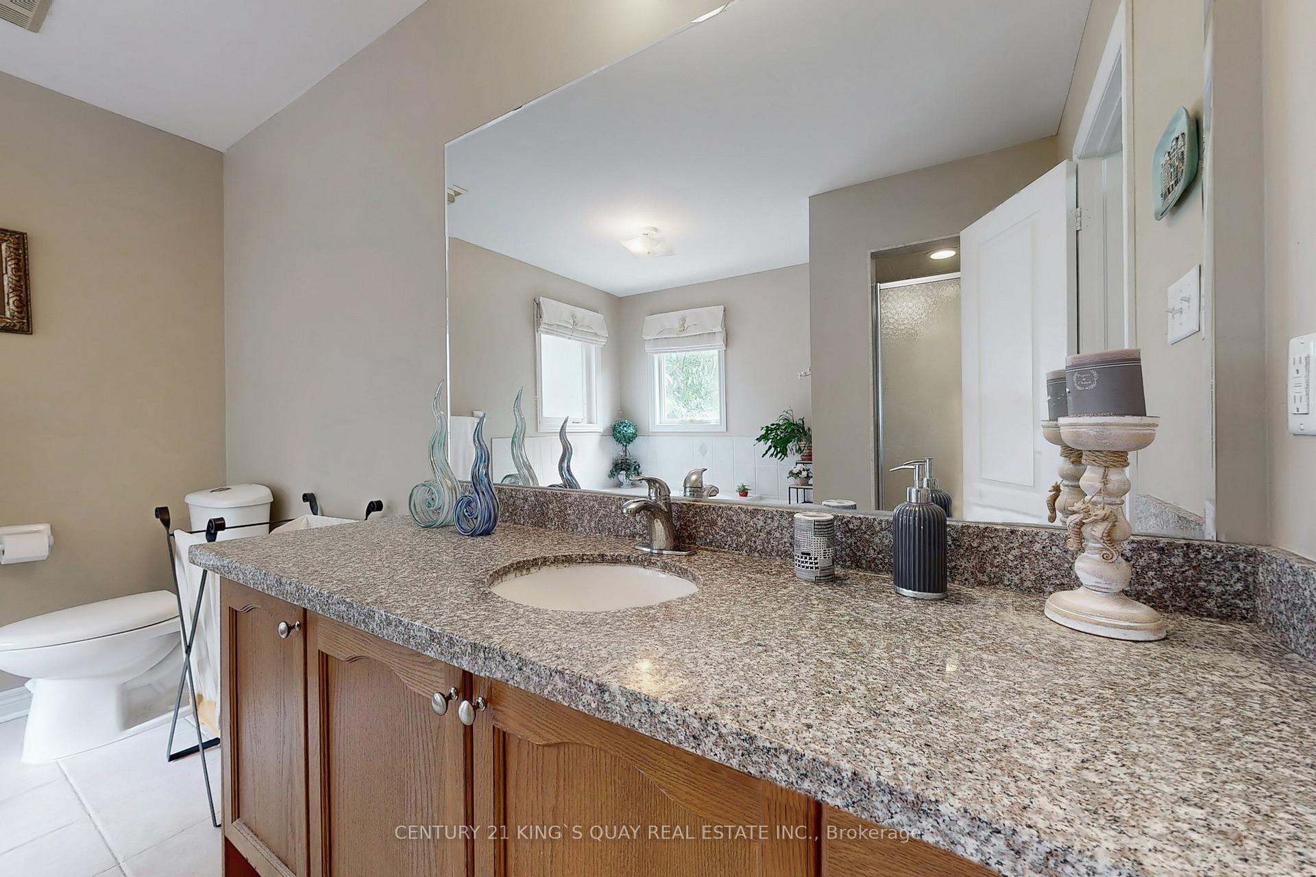 Photo 33 of 241 Summeridge Drive, Vaughan, Patterson — HOMEH