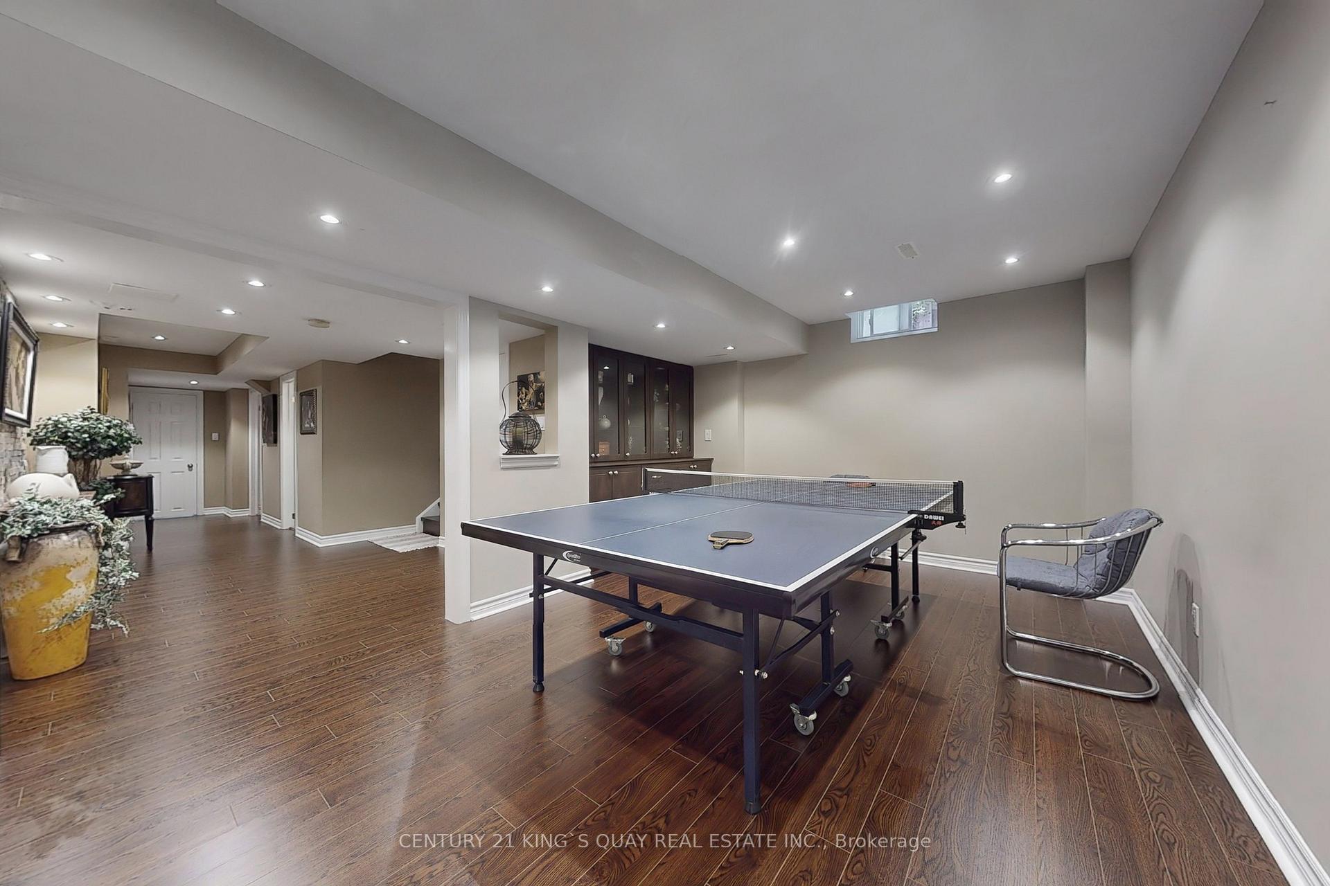 Photo 10 of 241 Summeridge Drive, Vaughan, Patterson — HOMEH