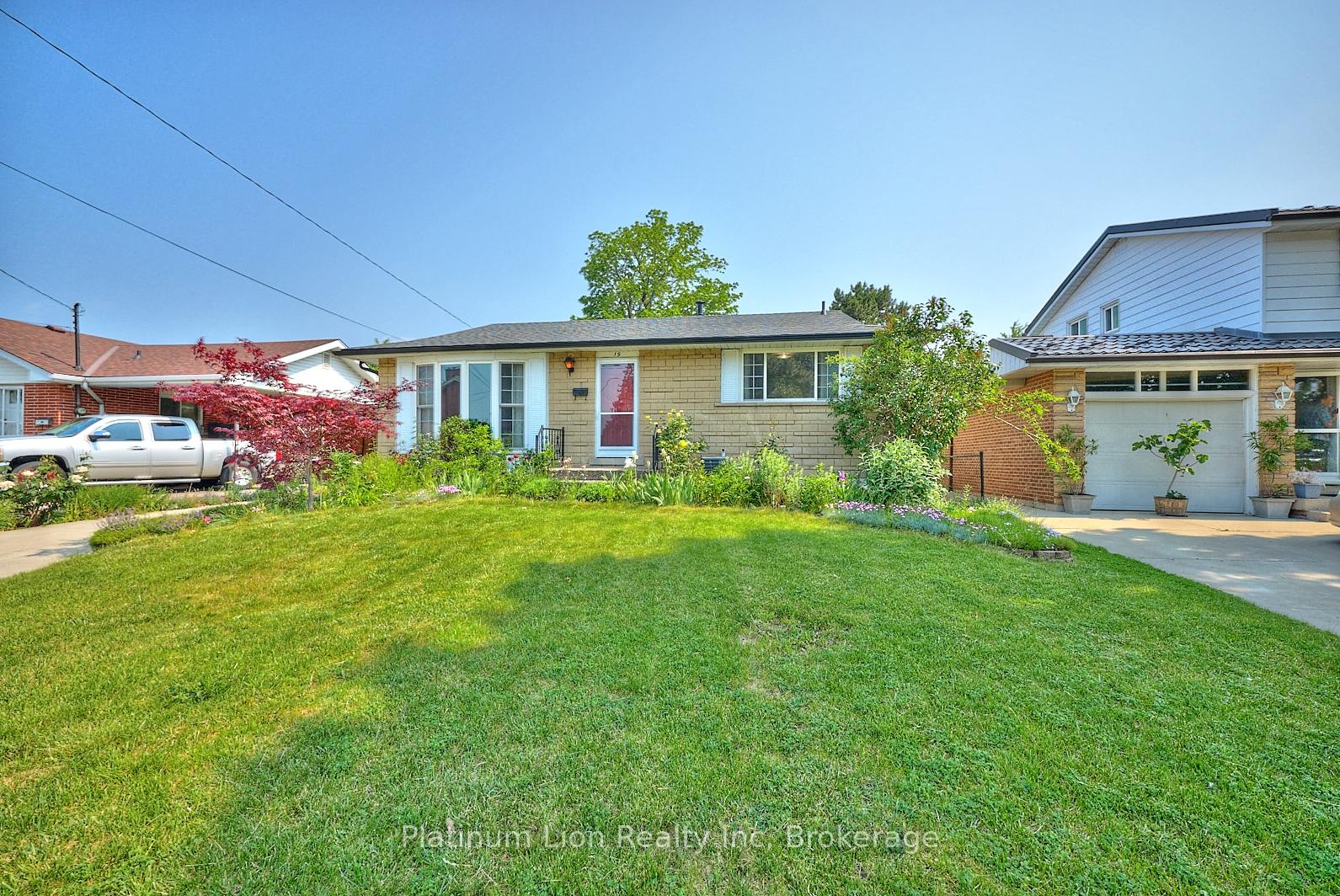 Front of 19 Secord Drive