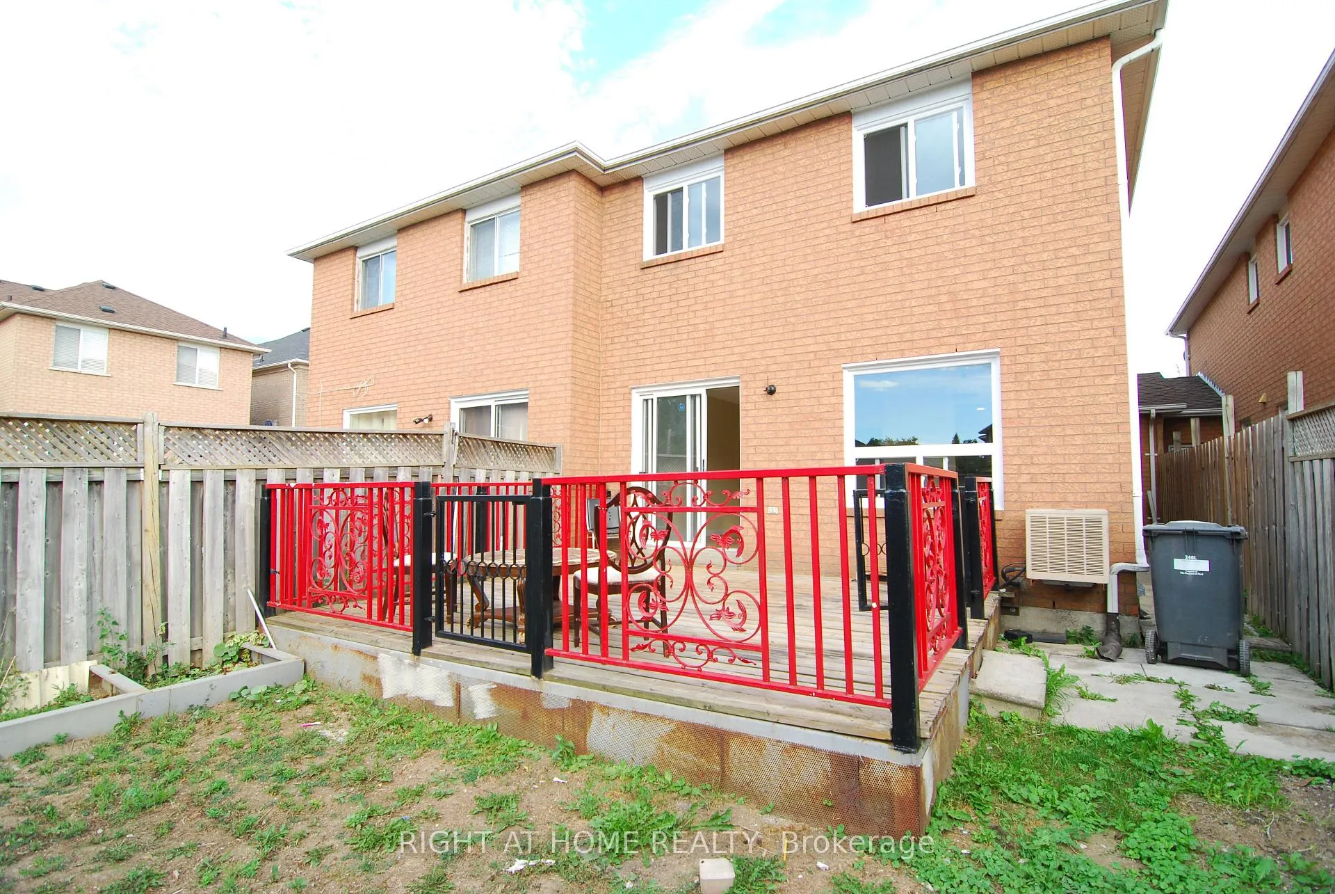 Photo 23 of 158 Toba Crescent, Brampton, Heart Lake East — HOMEH
