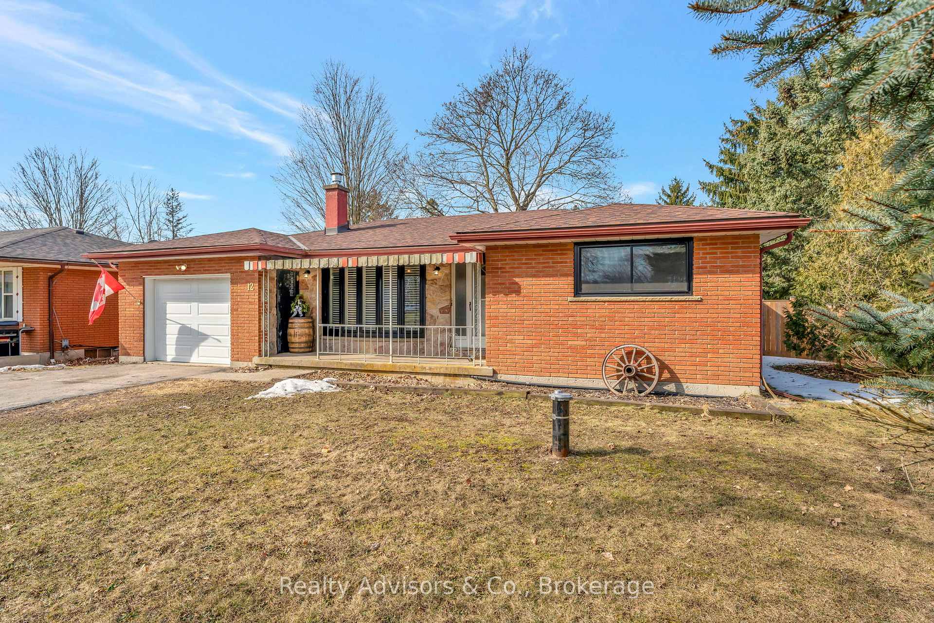 Photo 13 of 12 St. William Street, Brant, Brantford Twp — HOMEH
