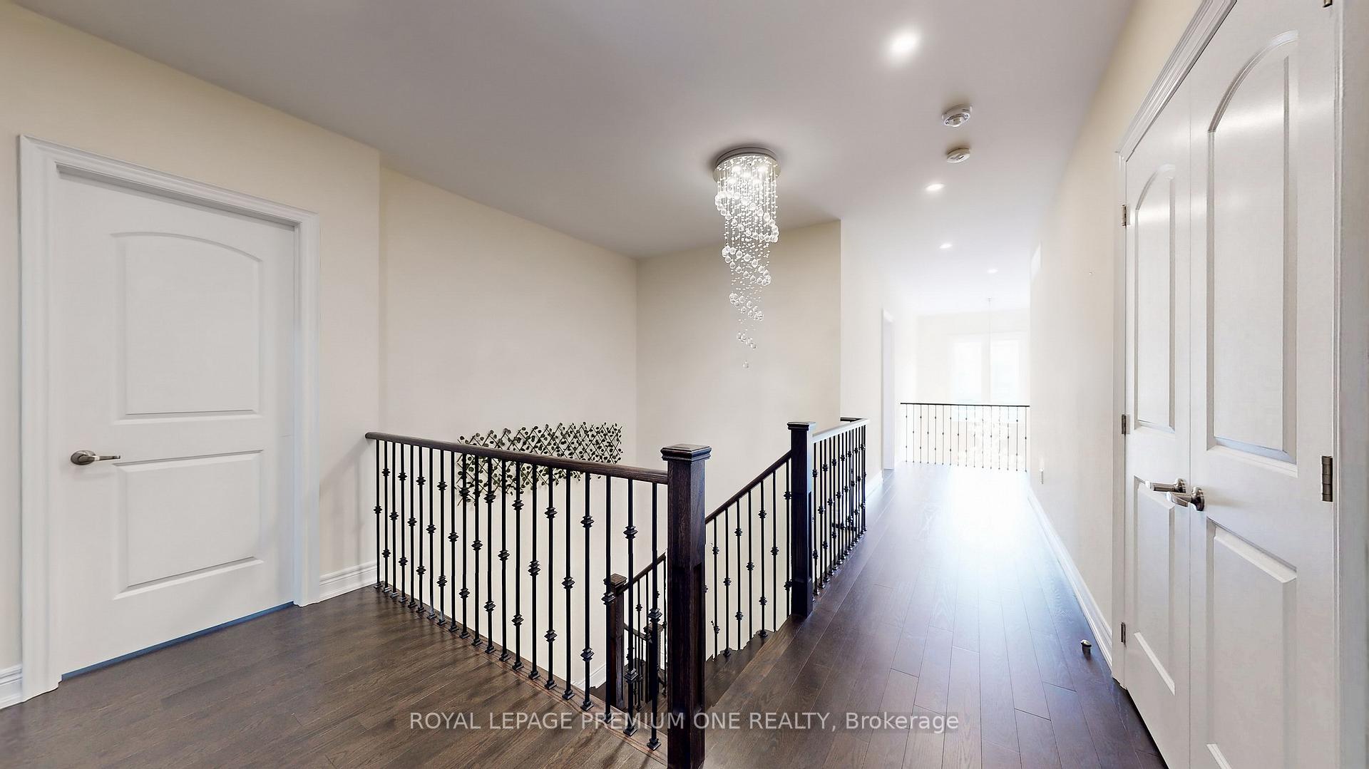 Photo 9 of 52 Daisy Meadow Crescent, Caledon, Caledon East — HOMEH
