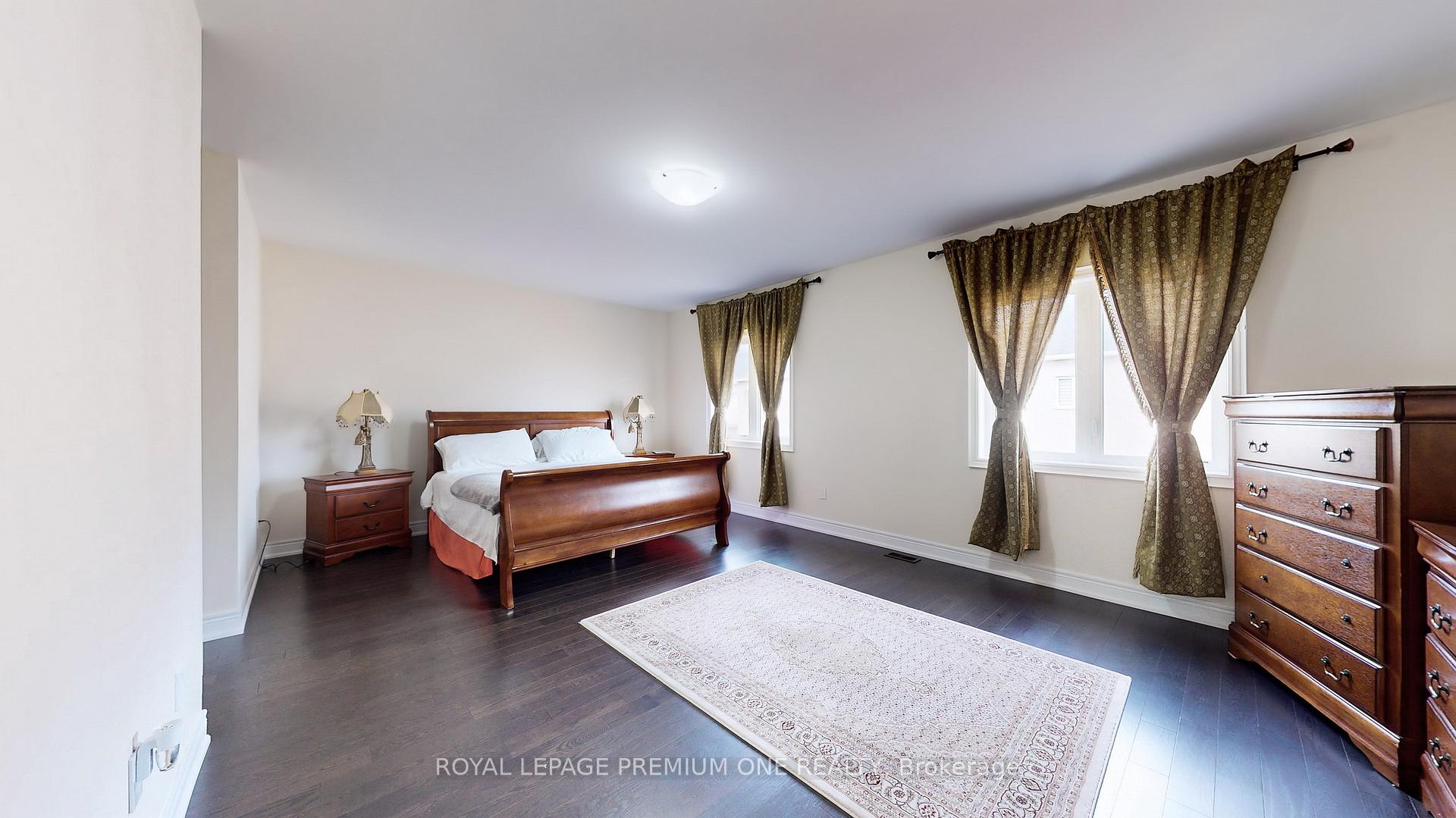 Photo 19 of 52 Daisy Meadow Crescent, Caledon, Caledon East — HOMEH