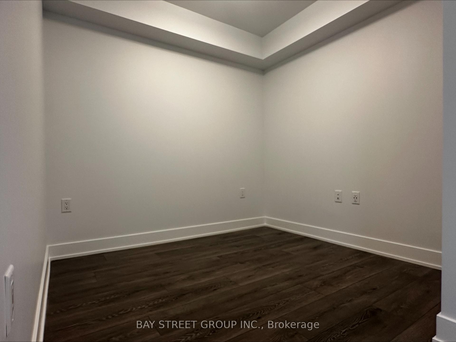 Photo 6 of Unit 921, 585 Bloor Street E, Toronto, North St. James Town — HOMEH