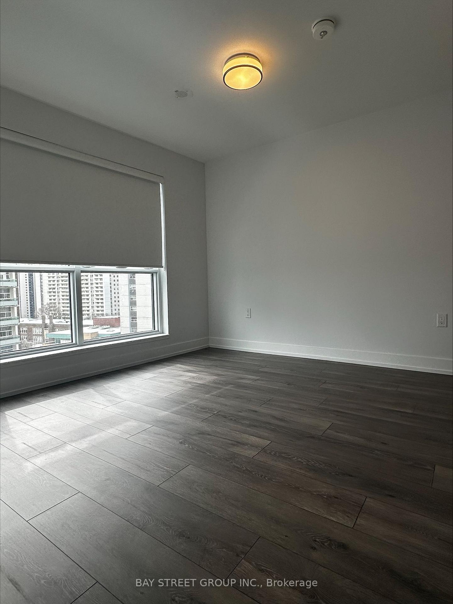 Photo 17 of Unit 921, 585 Bloor Street E, Toronto, North St. James Town — HOMEH