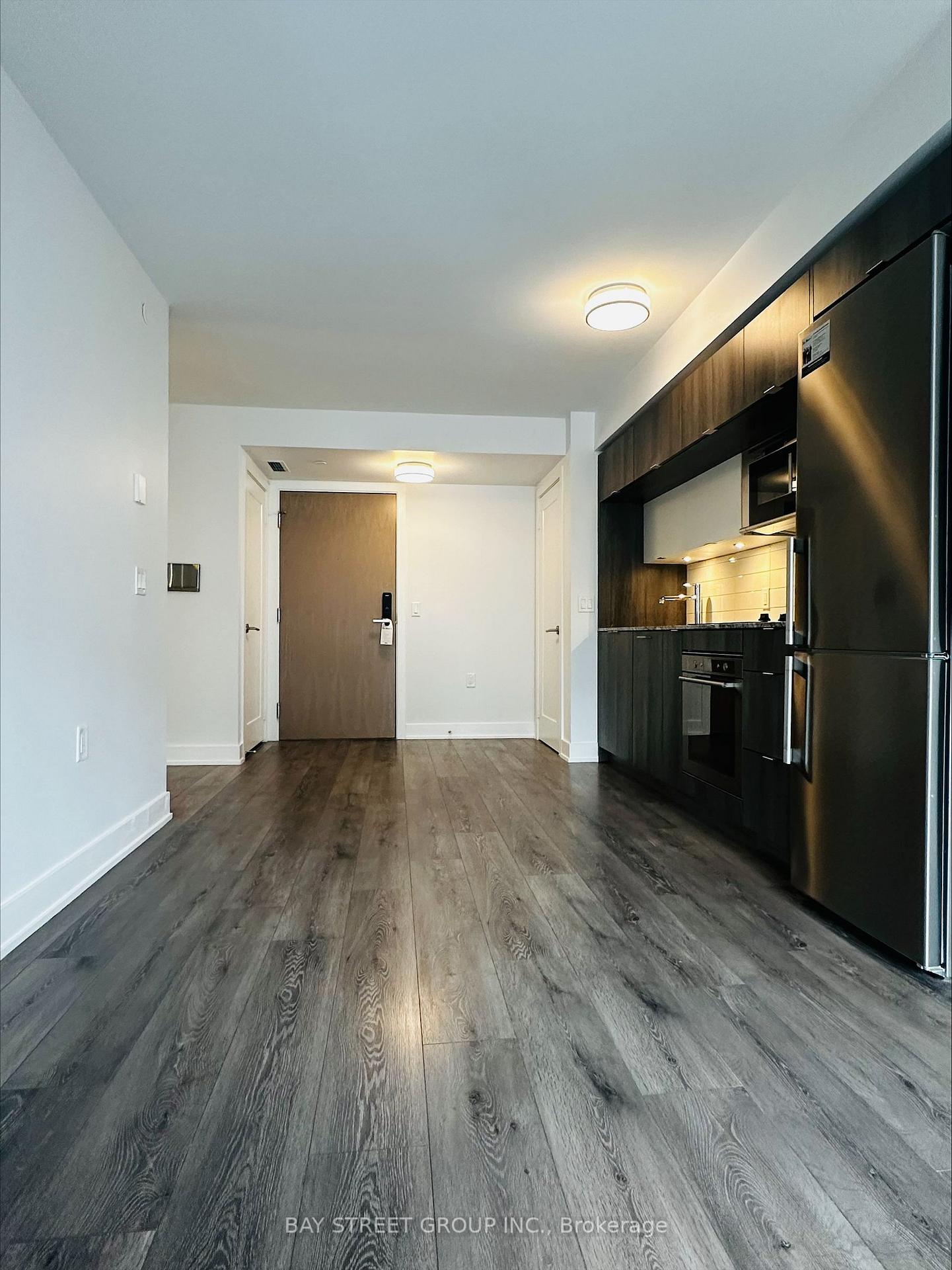 Photo 13 of Unit 921, 585 Bloor Street E, Toronto, North St. James Town — HOMEH