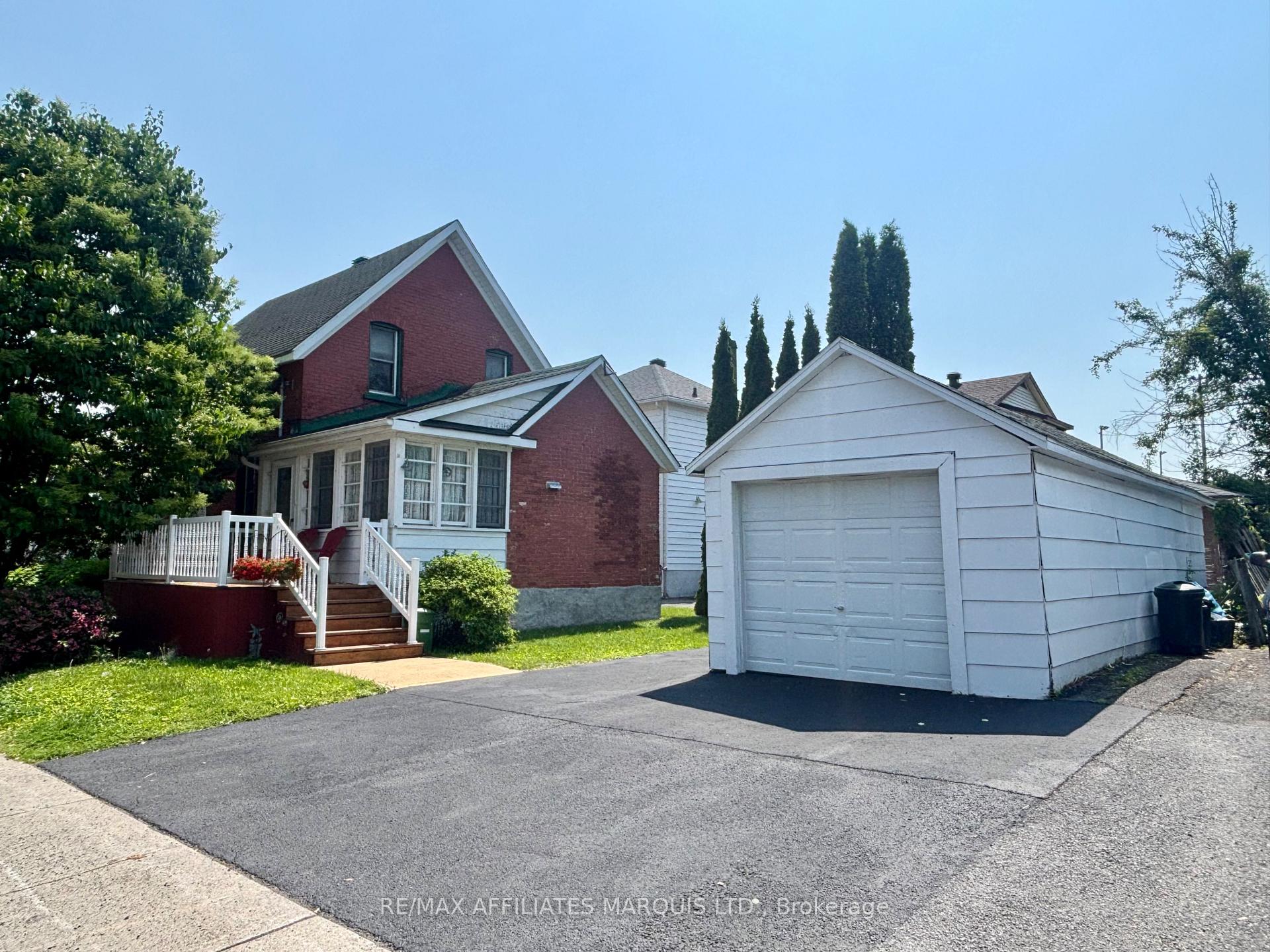 Photo 3 of 101 Seventh Street W, Cornwall — HOMEH