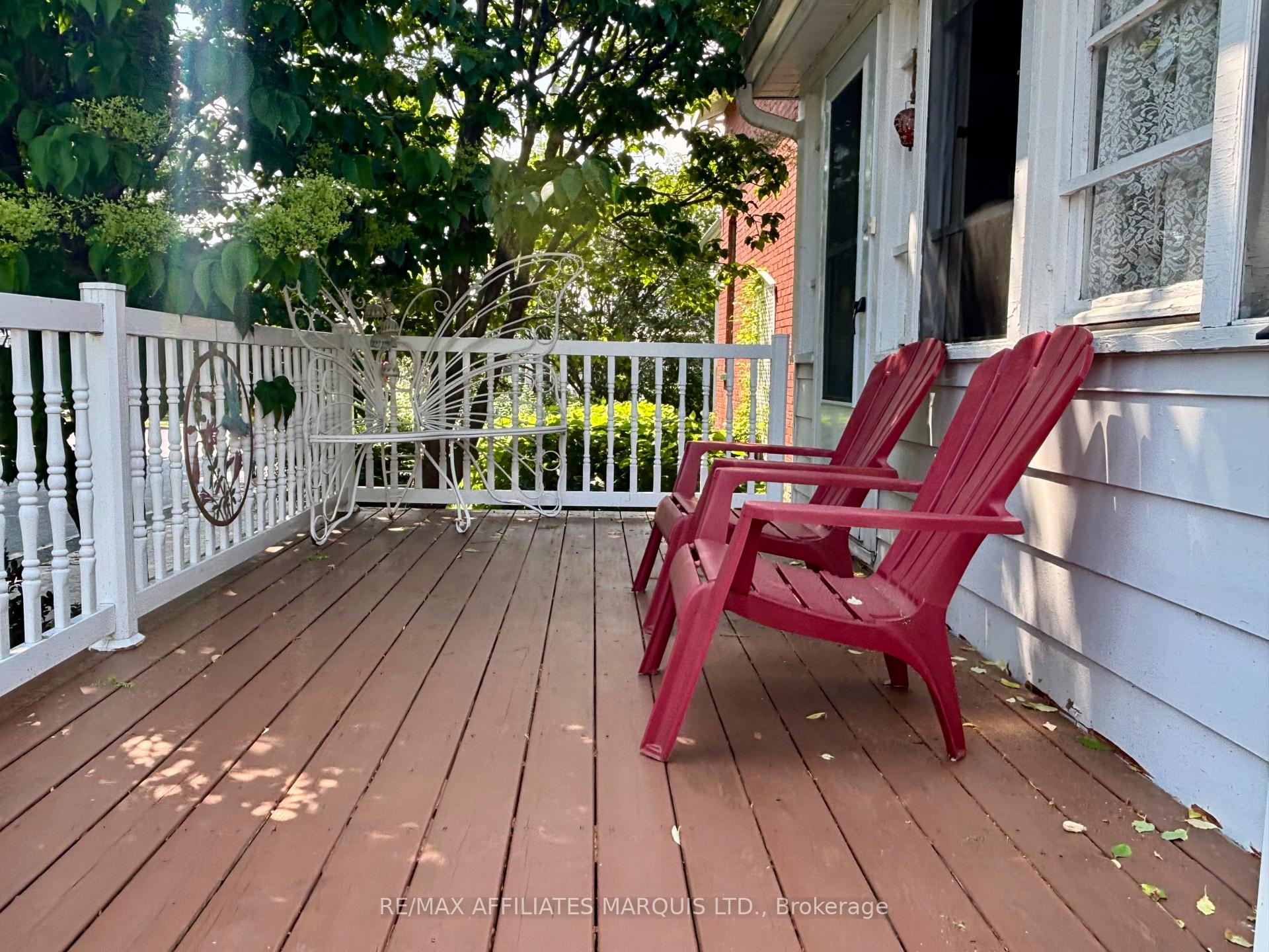 Photo 5 of 101 Seventh Street W, Cornwall — HOMEH