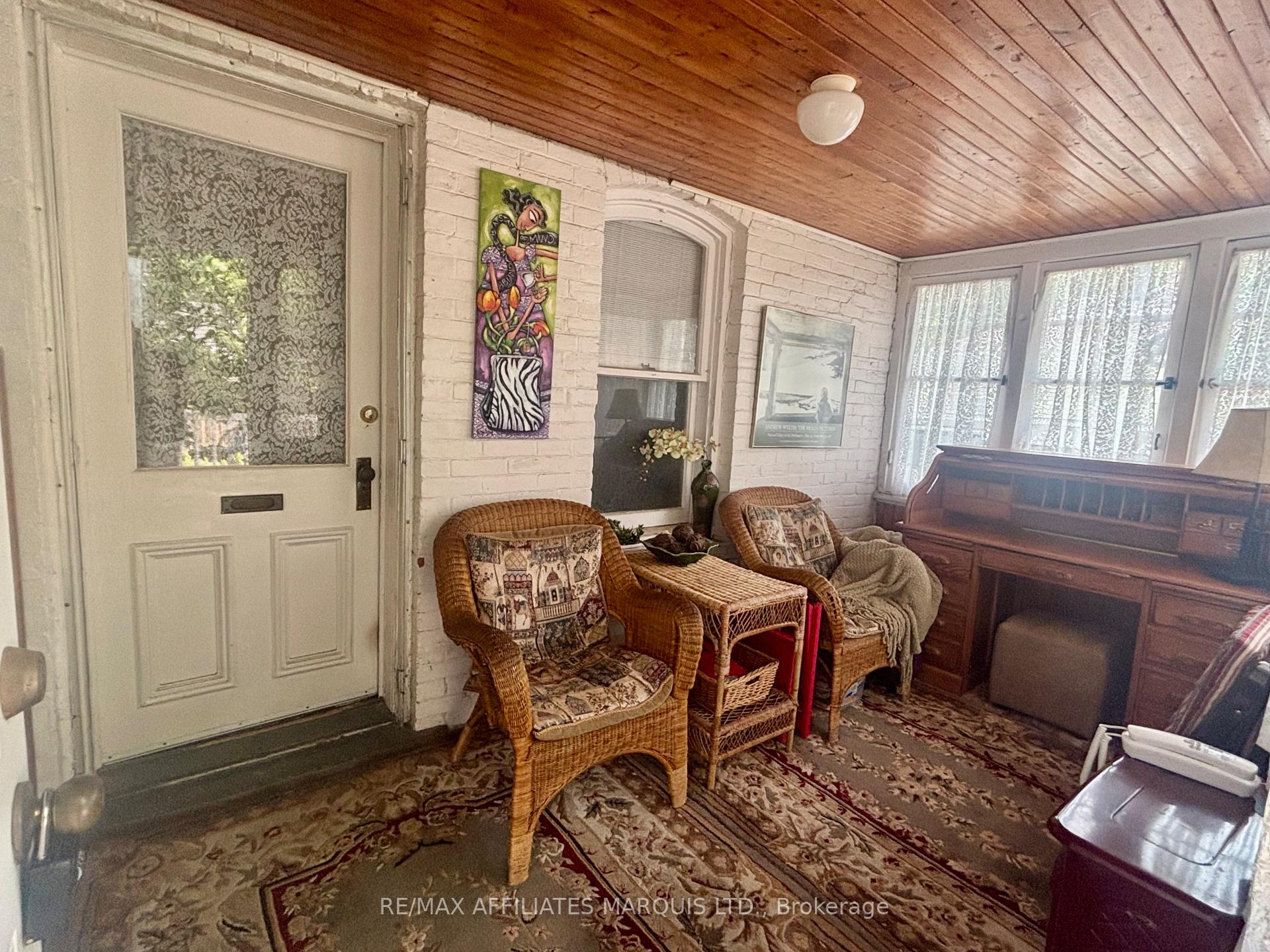 Photo 6 of 101 Seventh Street W, Cornwall — HOMEH